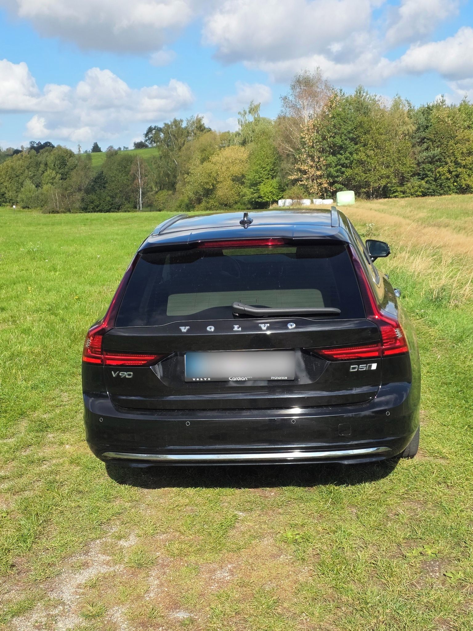 Volvo V90, D5 INSCRIPTION,POLESTAR, tažné - fotka 2