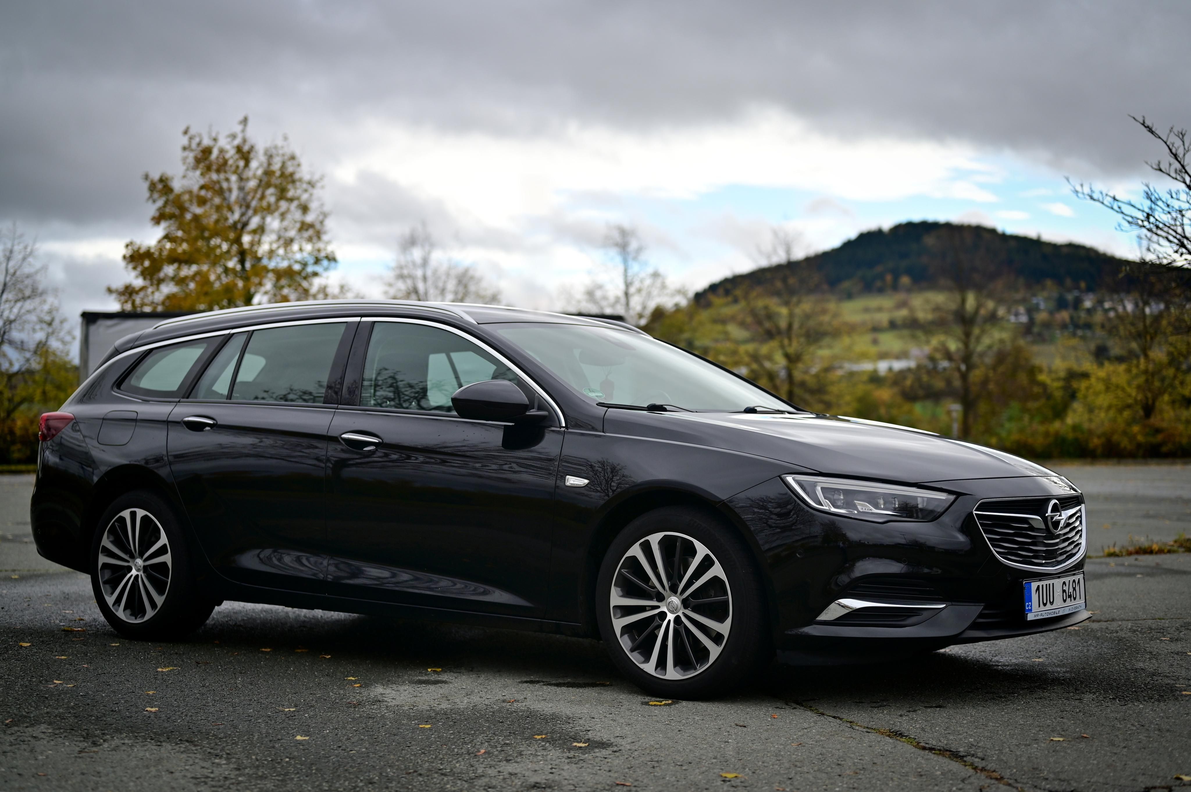 Opel Insignia, 2.0CDTi,Matrix,i-cocpit,Full - fotka 3