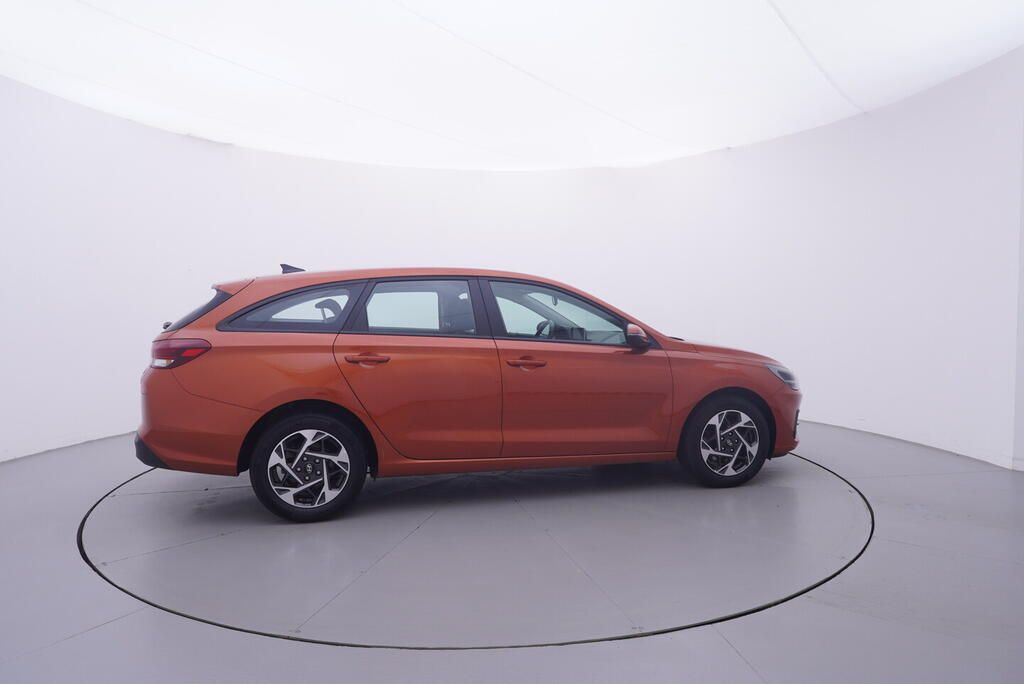 Hyundai i30, Comfort 1.0 GDI 73 kW - fotka 6