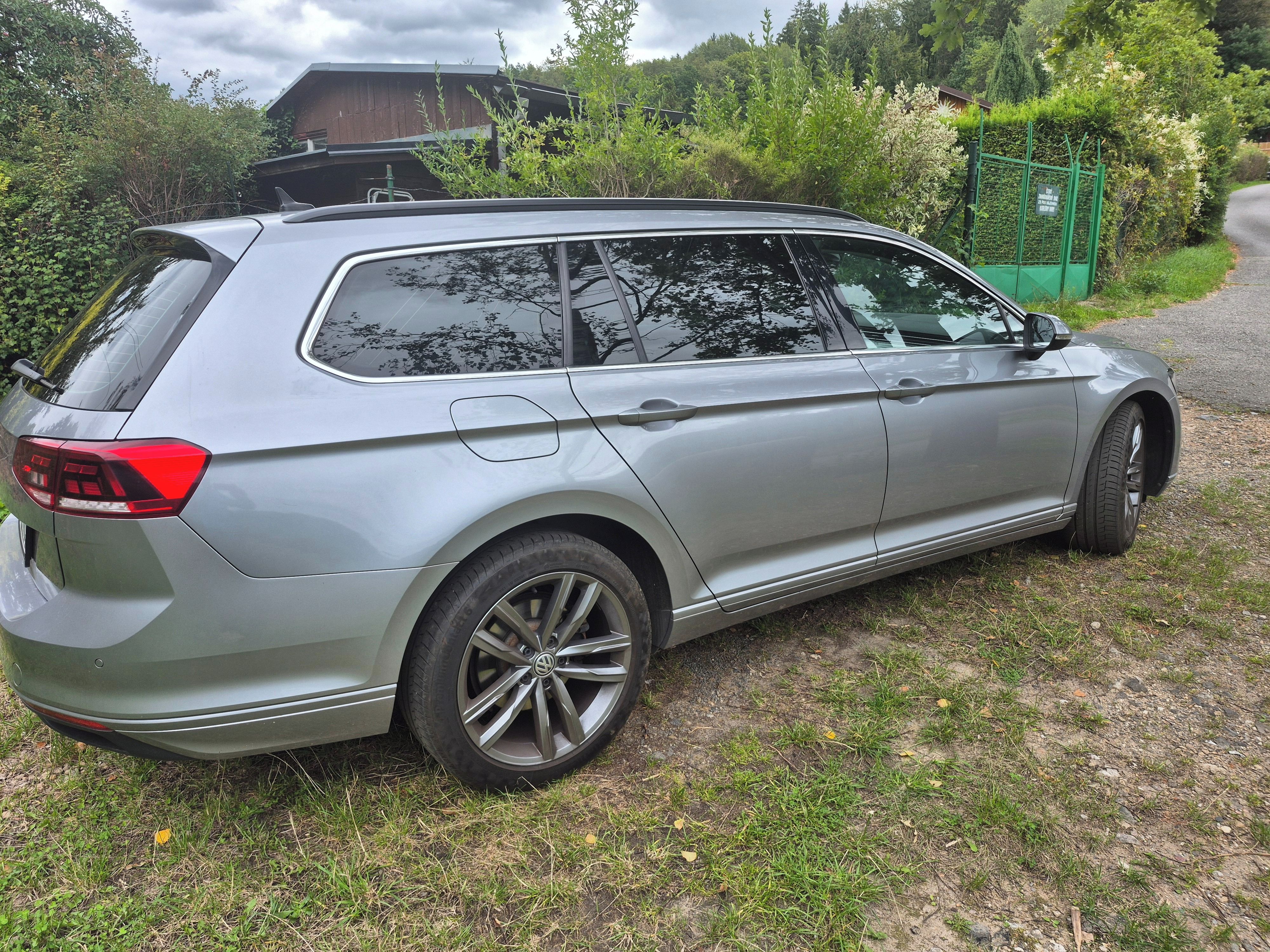 Volkswagen Passat, 2.0TDI 110KW - fotka 4