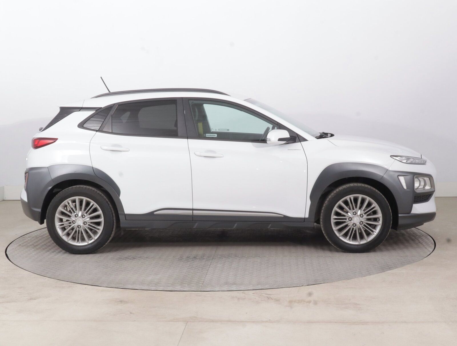 Hyundai Kona, 1.0 T-GDI, Serv.kniha, Kůže - fotka 6