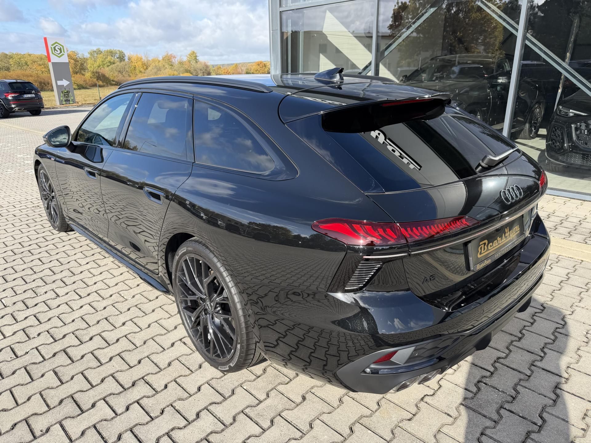 Audi A6, 150kW STR 4X4 S-LINE 3D R21!!! - fotka 6