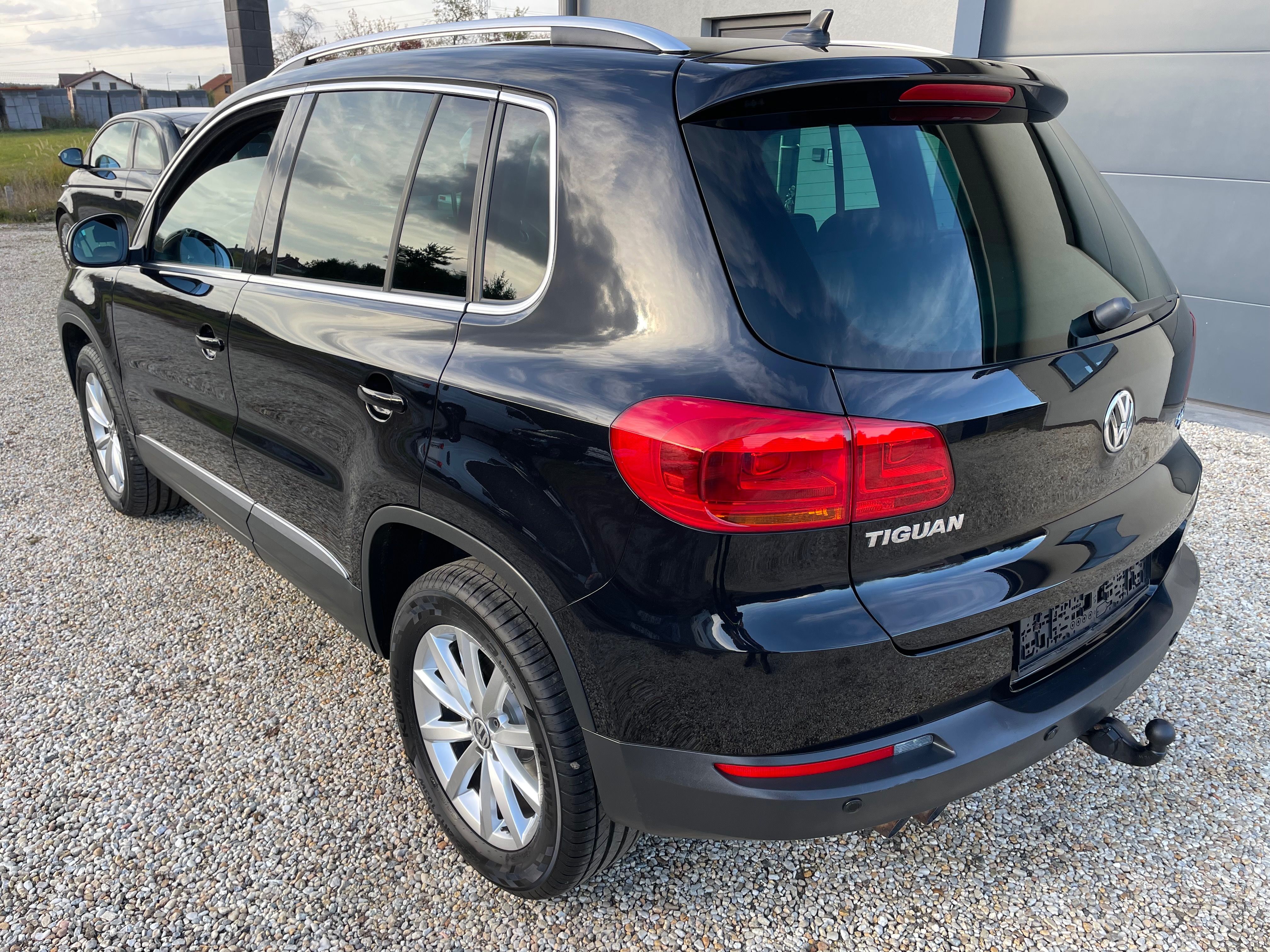 Volkswagen Tiguan, 4 MOTION POUZE NAJETO 100TKM - fotka 4