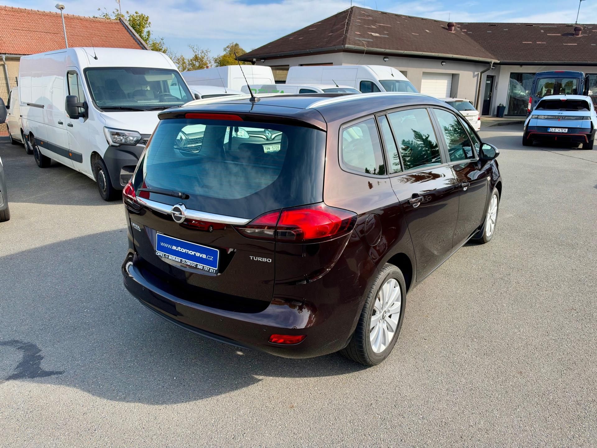 Opel Zafira, 1.4T - 1.Majitel - CZ - fotka 6