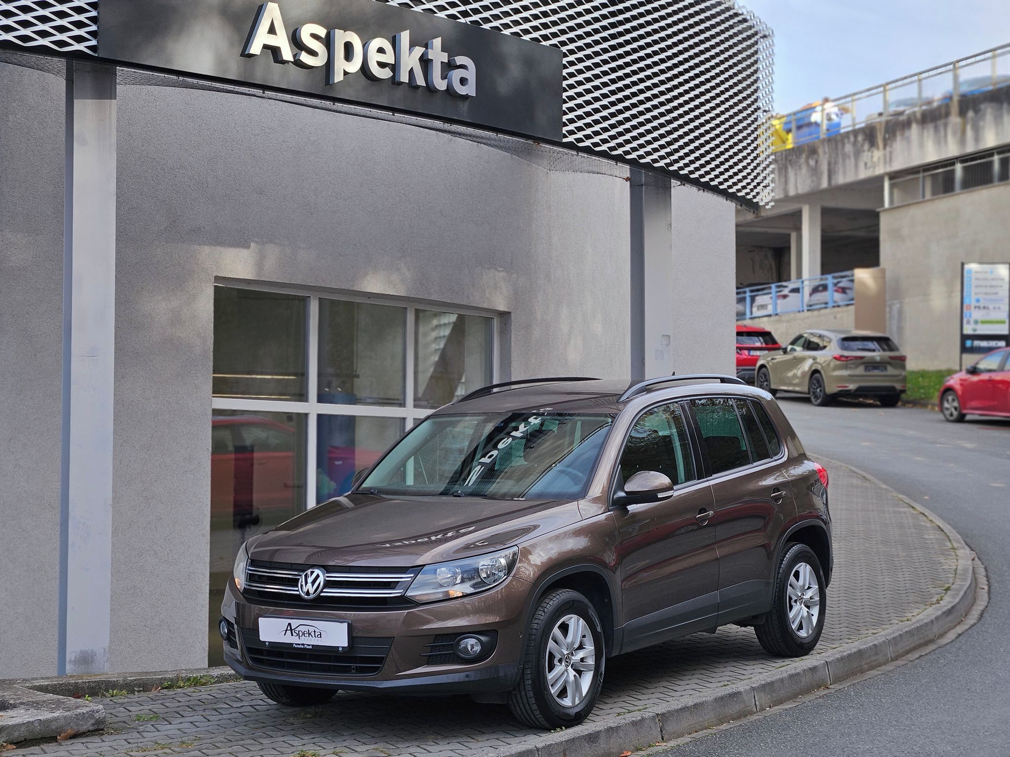 Volkswagen Tiguan, 1,4 TSi, ČR, 1.maj, serv.kn.