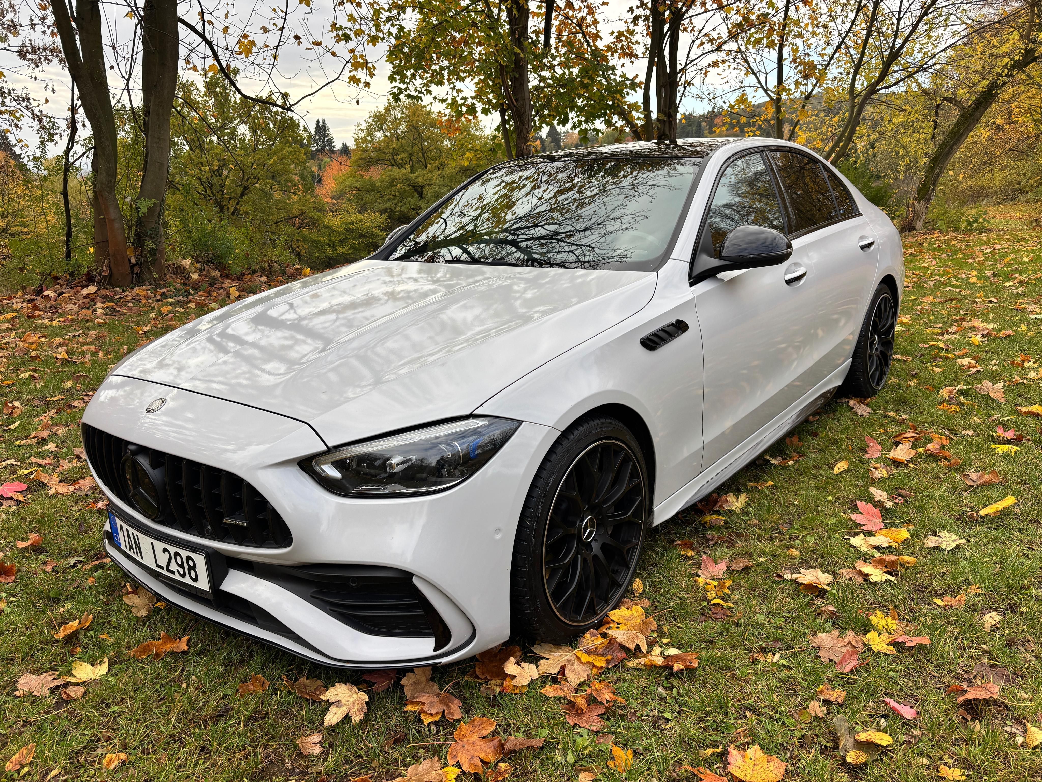Mercedes-Benz Třídy C, 300 4MATIC AMG PAKET