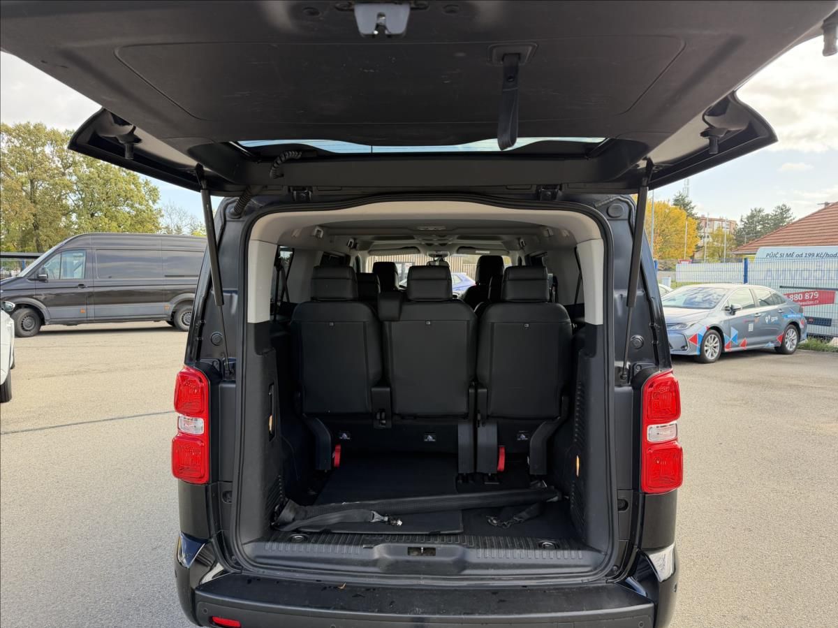 Toyota Proace Verso, 2,0 D-4D L2 Aut. 8 míst VIP - fotka 6