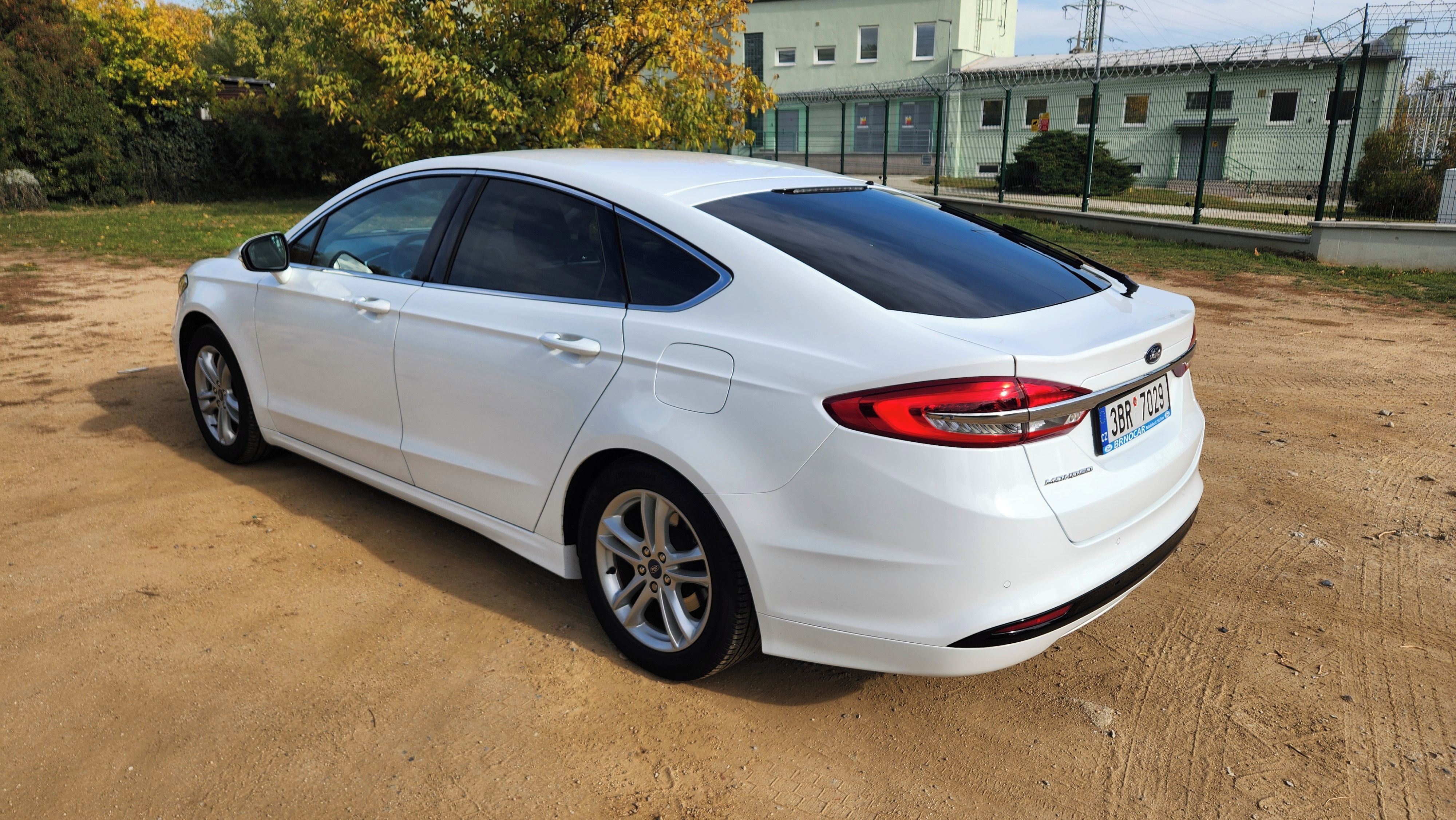 Ford Mondeo, 1.5 121 kw max výbava ČR - fotka 2
