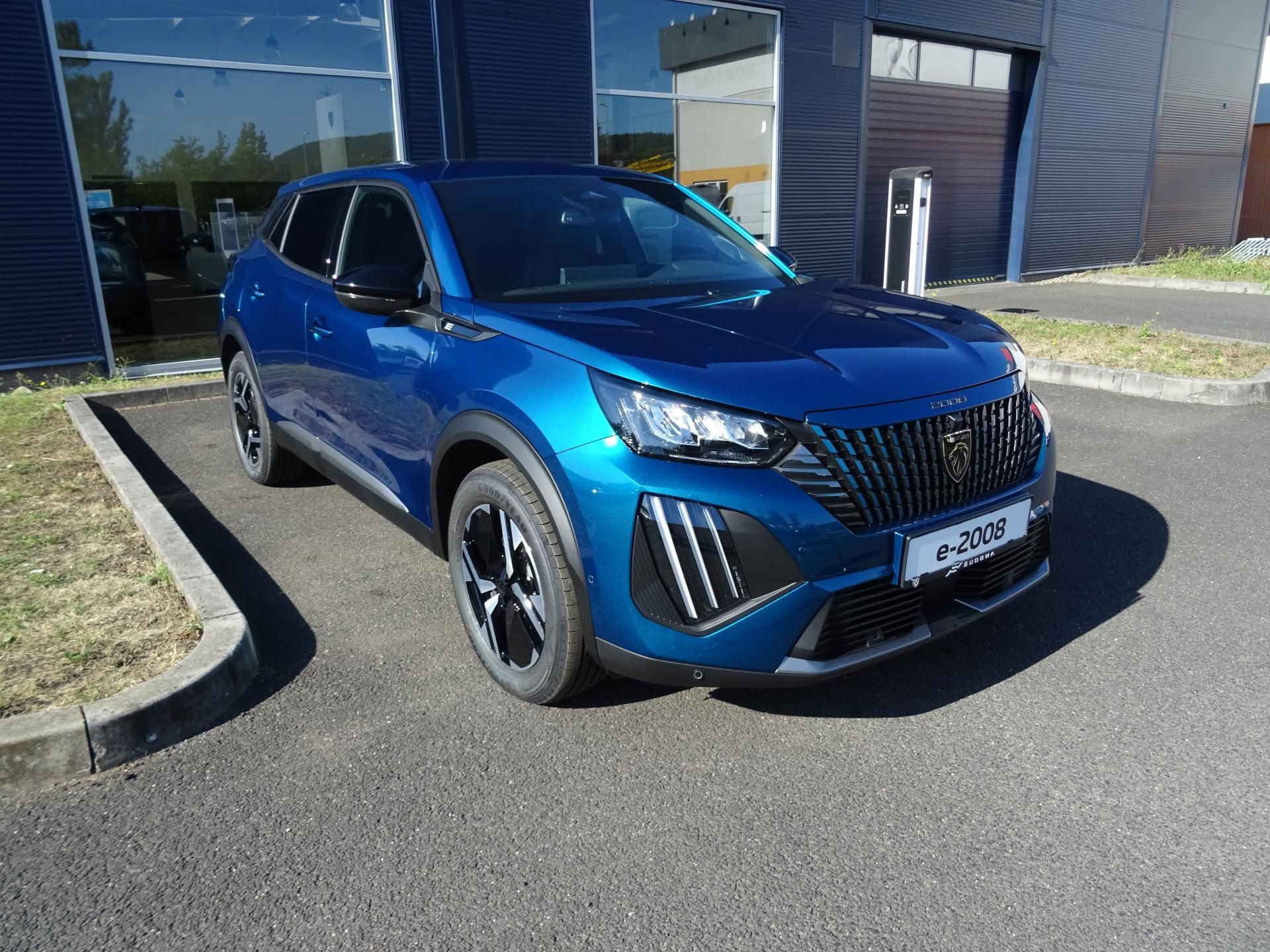 Peugeot 2008, ALLURE e-115 kW /156k