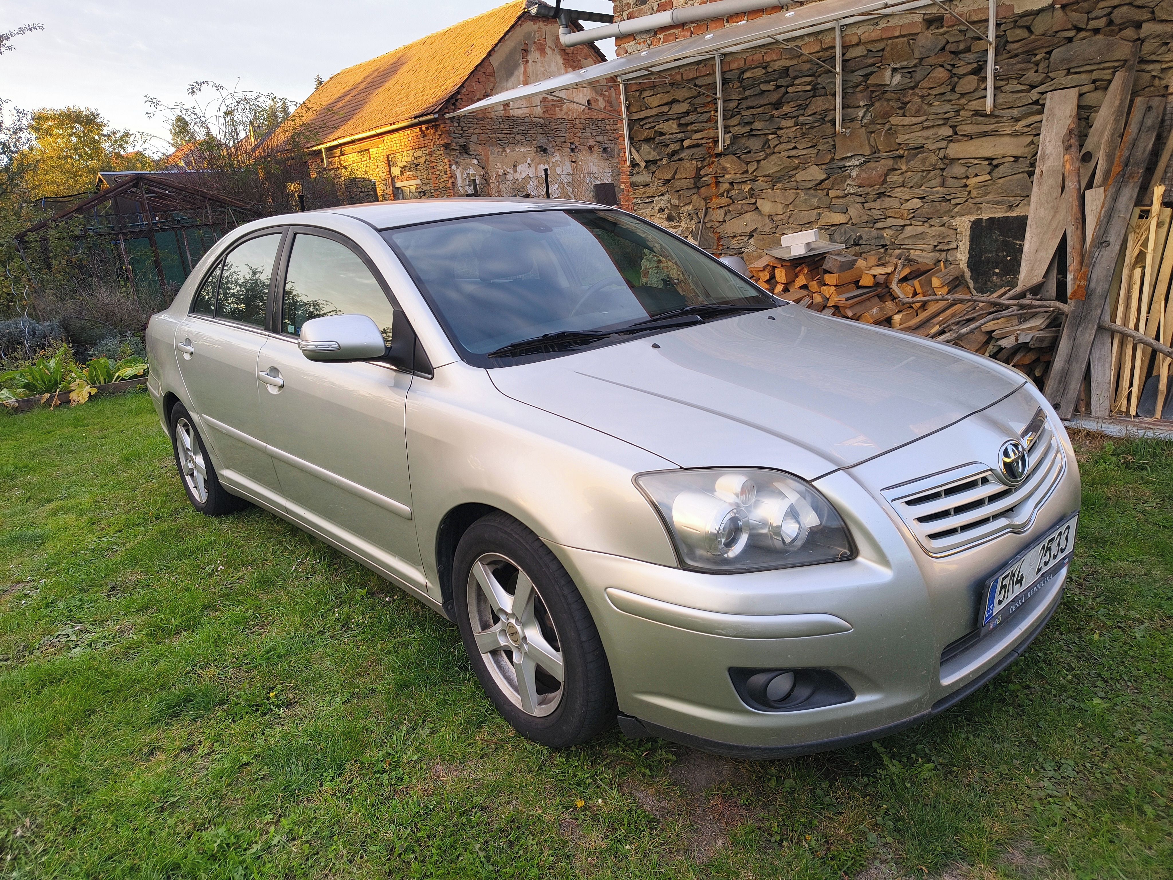 Toyota Avensis, 2,0 93kw