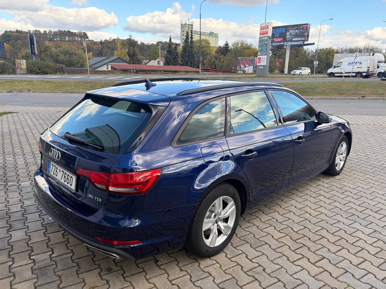 Audi A4 Avant - fotka 3