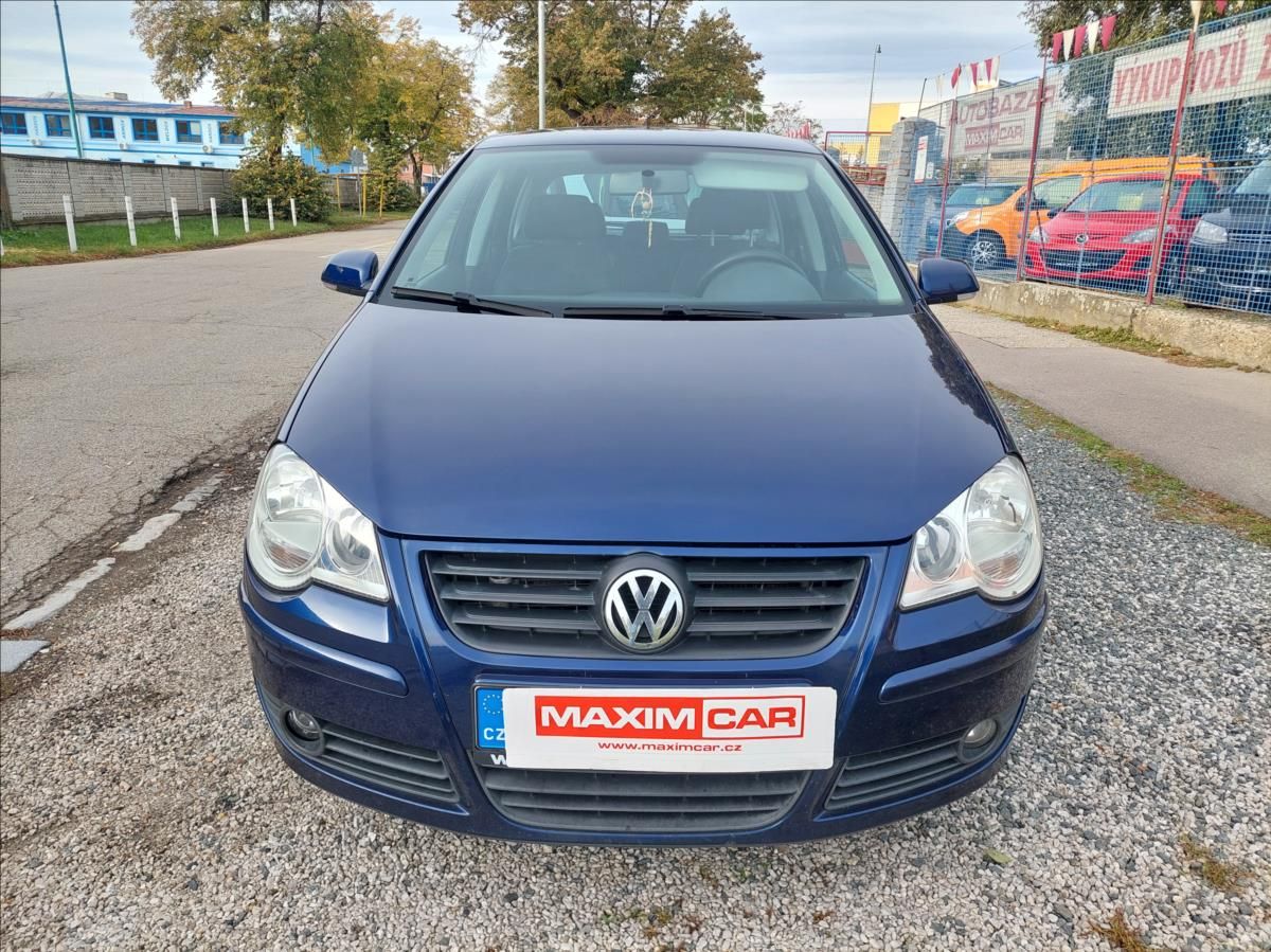 Volkswagen Polo, 1,2 i serviska klimatizace - fotka 2