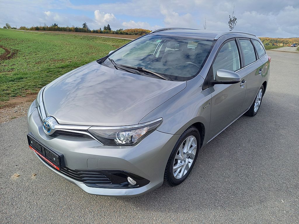 Toyota Auris, 1.8i Hybrid Navi alu klima