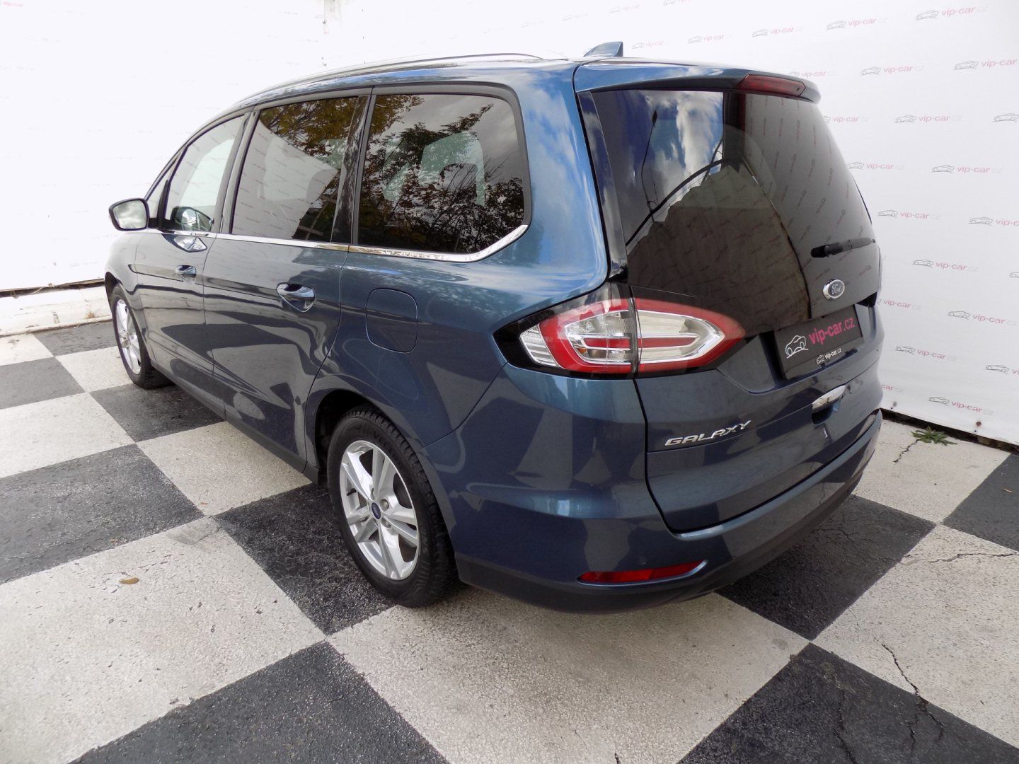 Ford Galaxy, 2.0TDCi/Titanium/7.míst/AT/LED - fotka 3