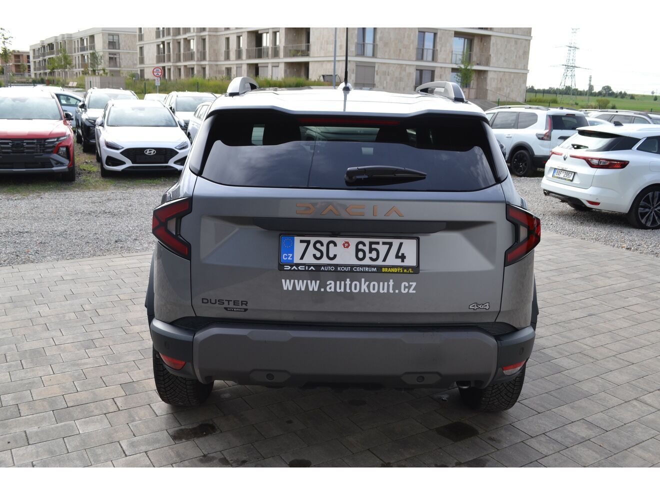 Dacia Duster, EXTREME HYBRID- G 150 4x4 - fotka 4