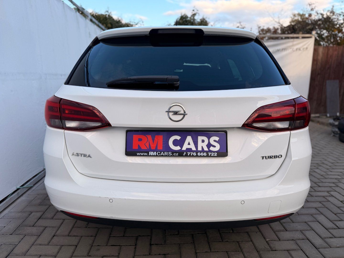 Opel Astra, 1,4 110kW*ČR*AUTOMAT*SERVISKA! - fotka 5