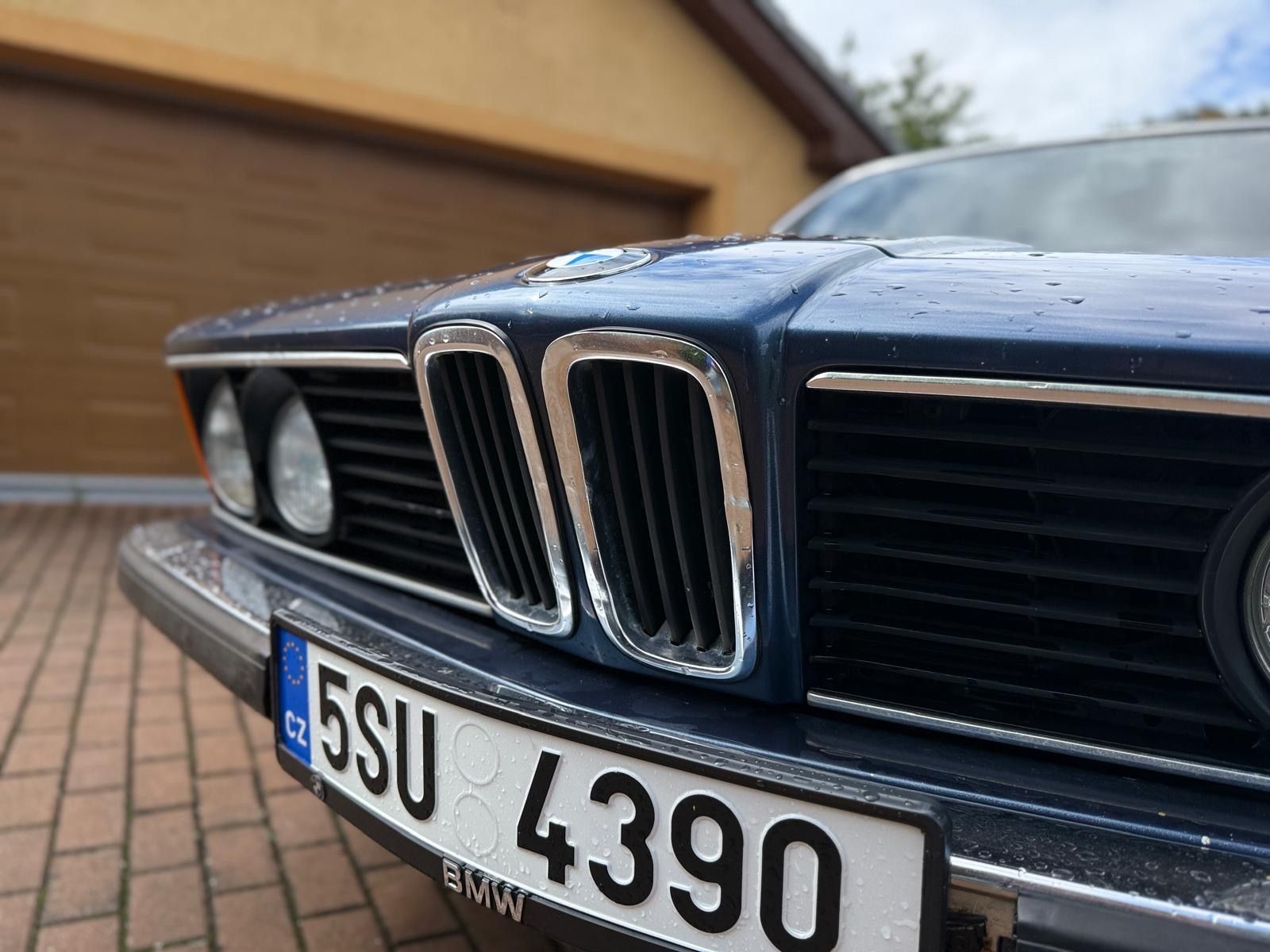 BMW Řada 7, BMW 732 i  e23 , 3,2l - fotka 3