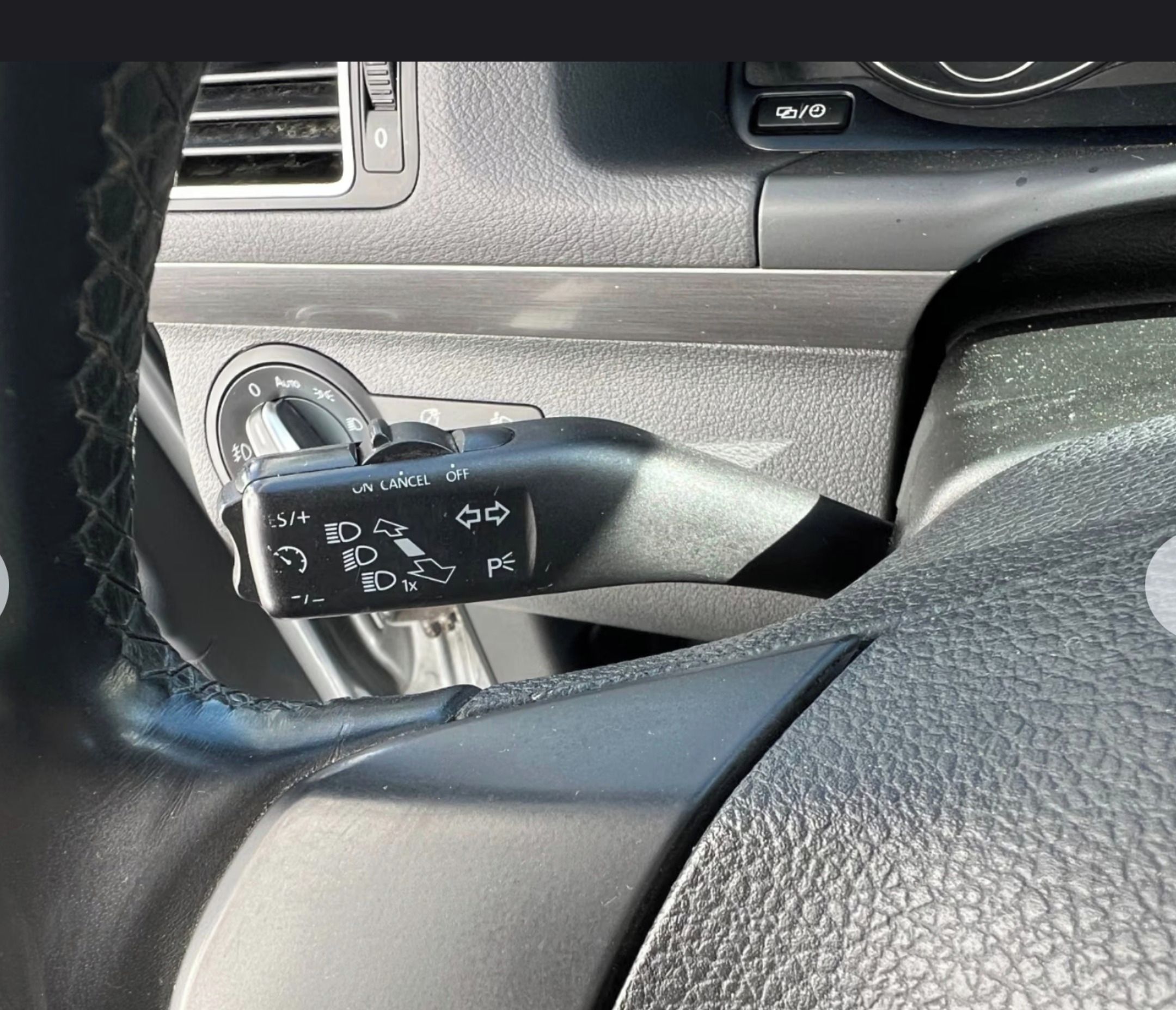 Volkswagen Touran, 1,6TDi 77kW Freestyle 7mist - fotka 5