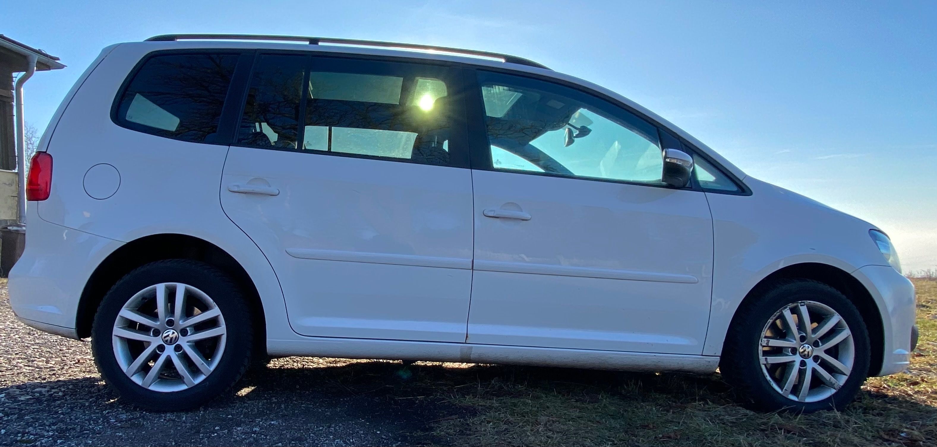 Volkswagen Touran, VW Touran 2.0TDI, 103KW, DSG, - fotka 4