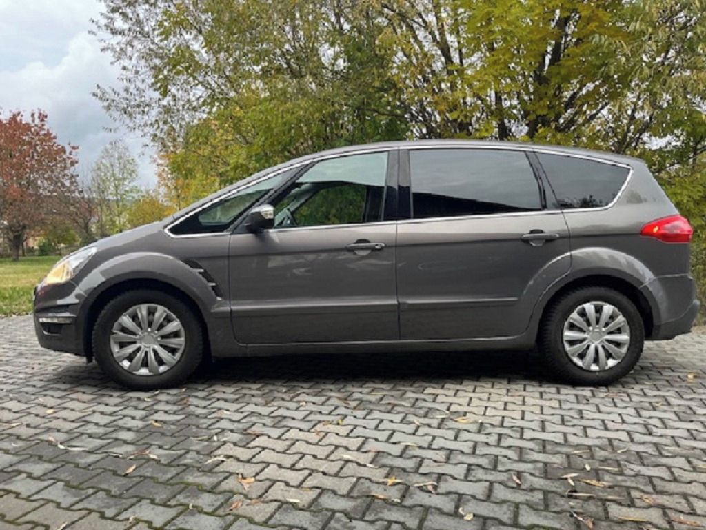 Ford S-MAX, 1,6ECO,1.maj.7míst,131700km,