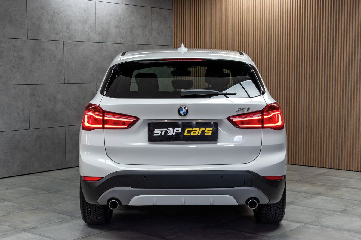 BMW X1, xDrive20d 140kW*SPORT LINE*ČR* - fotka 5