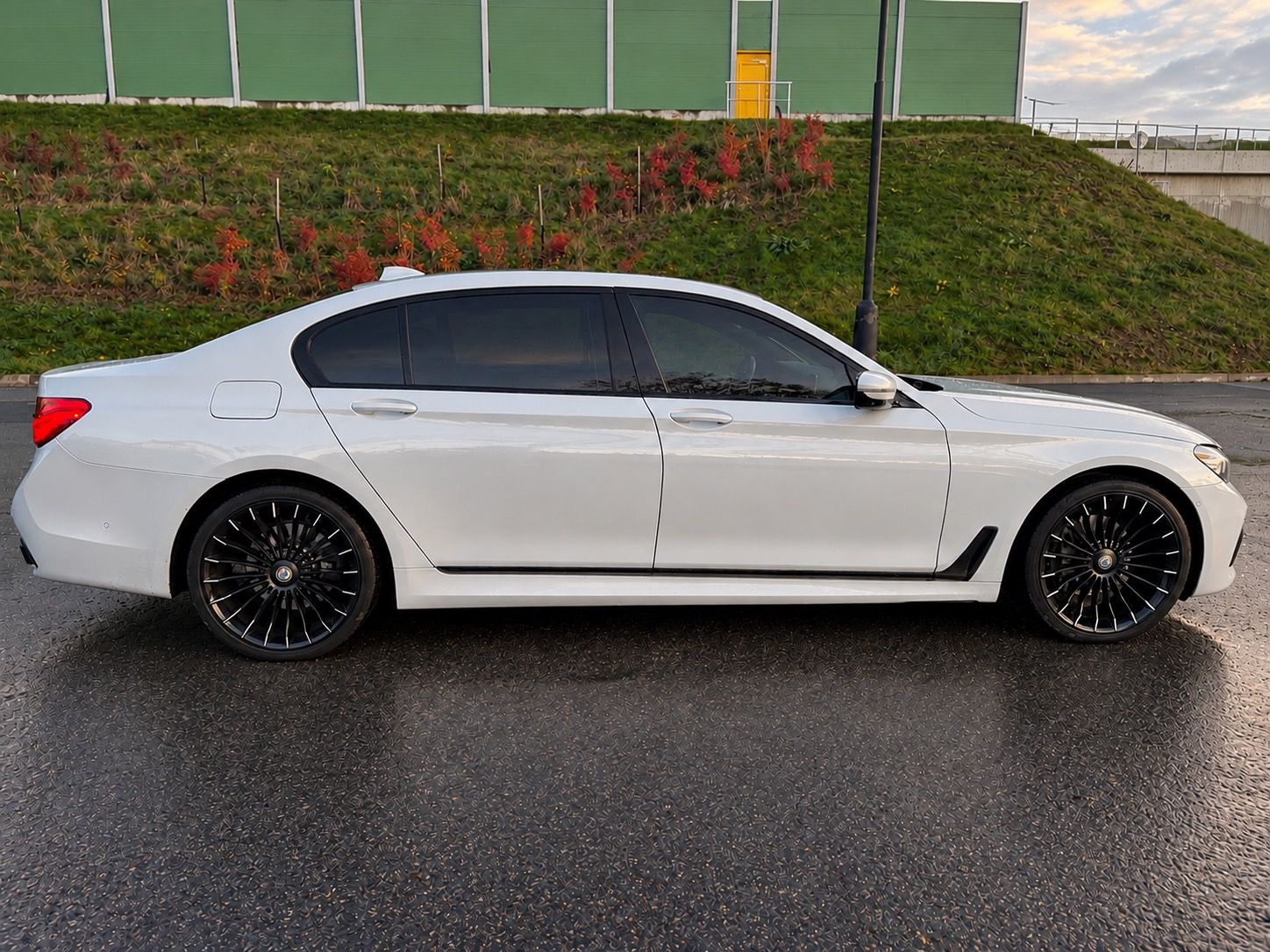 BMW Řada 7, BMW 740i L - fotka 5