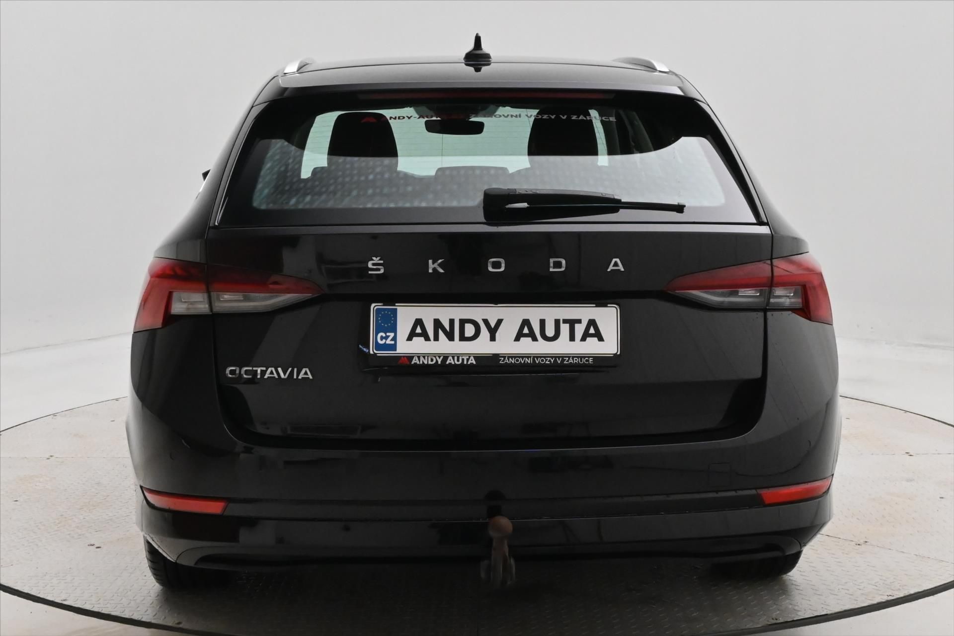 Škoda Octavia, 2,0 TDI 110kW DSG Style Záruka - fotka 6