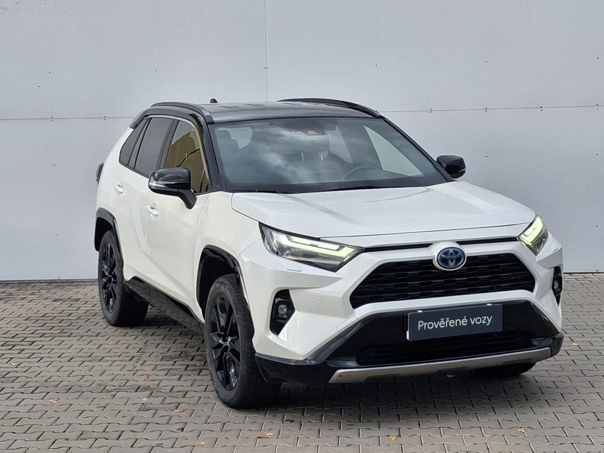 Toyota Rav4, 2.5 HSD e-CVT AWD Selection - fotka 6