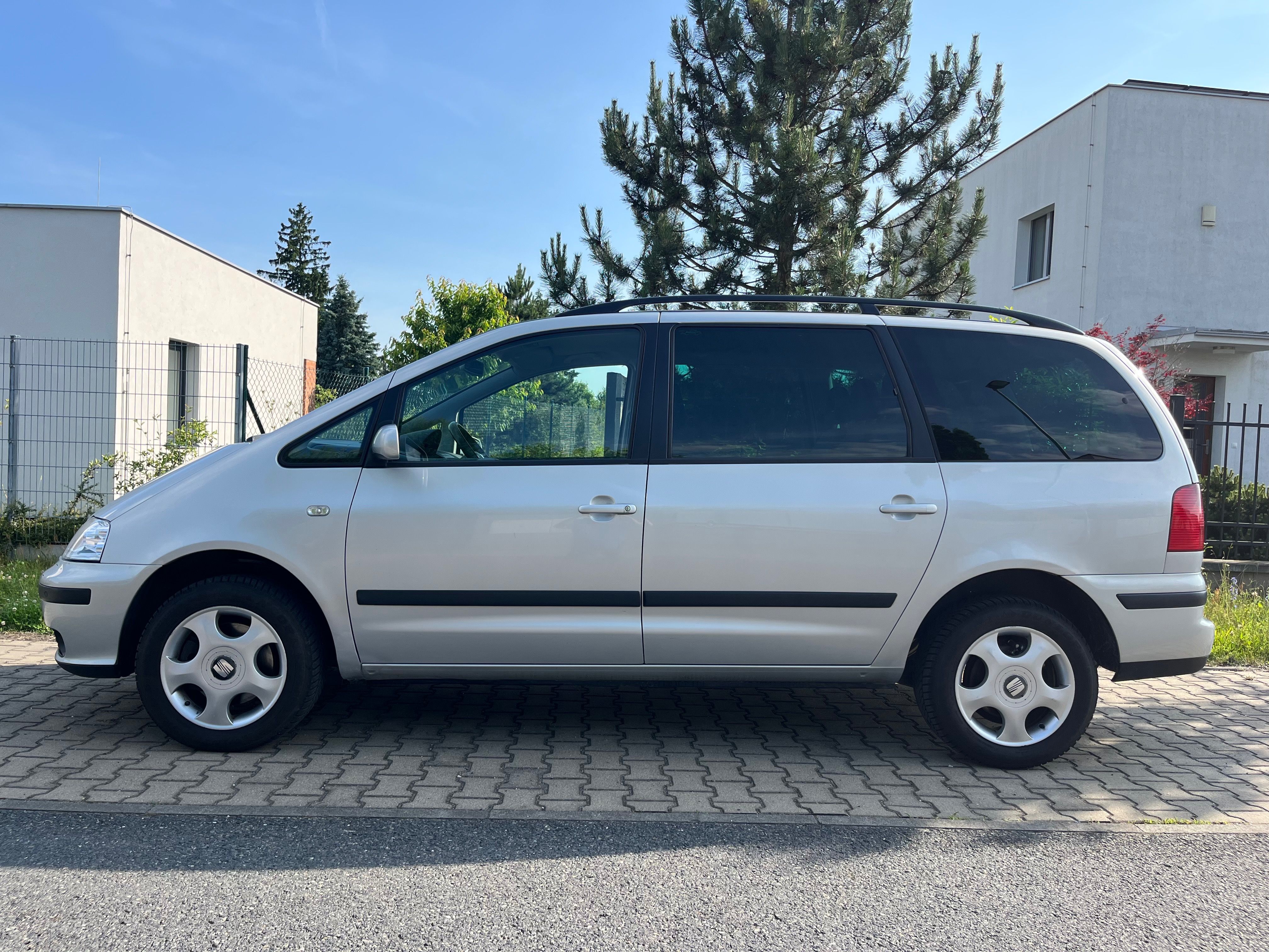 Seat Alhambra, 1.9 Tdi Signo (Highline) - fotka 2