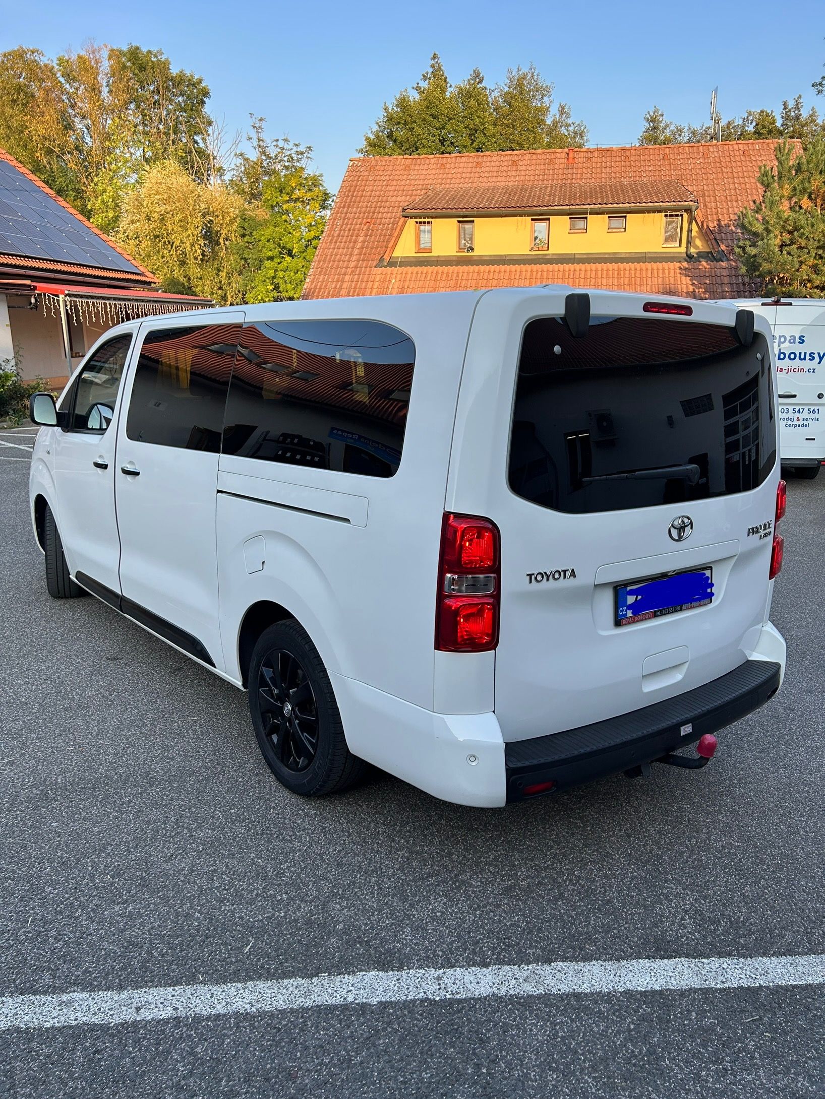 Toyota Proace, Toyota Proace Verso 2.0 - fotka 4