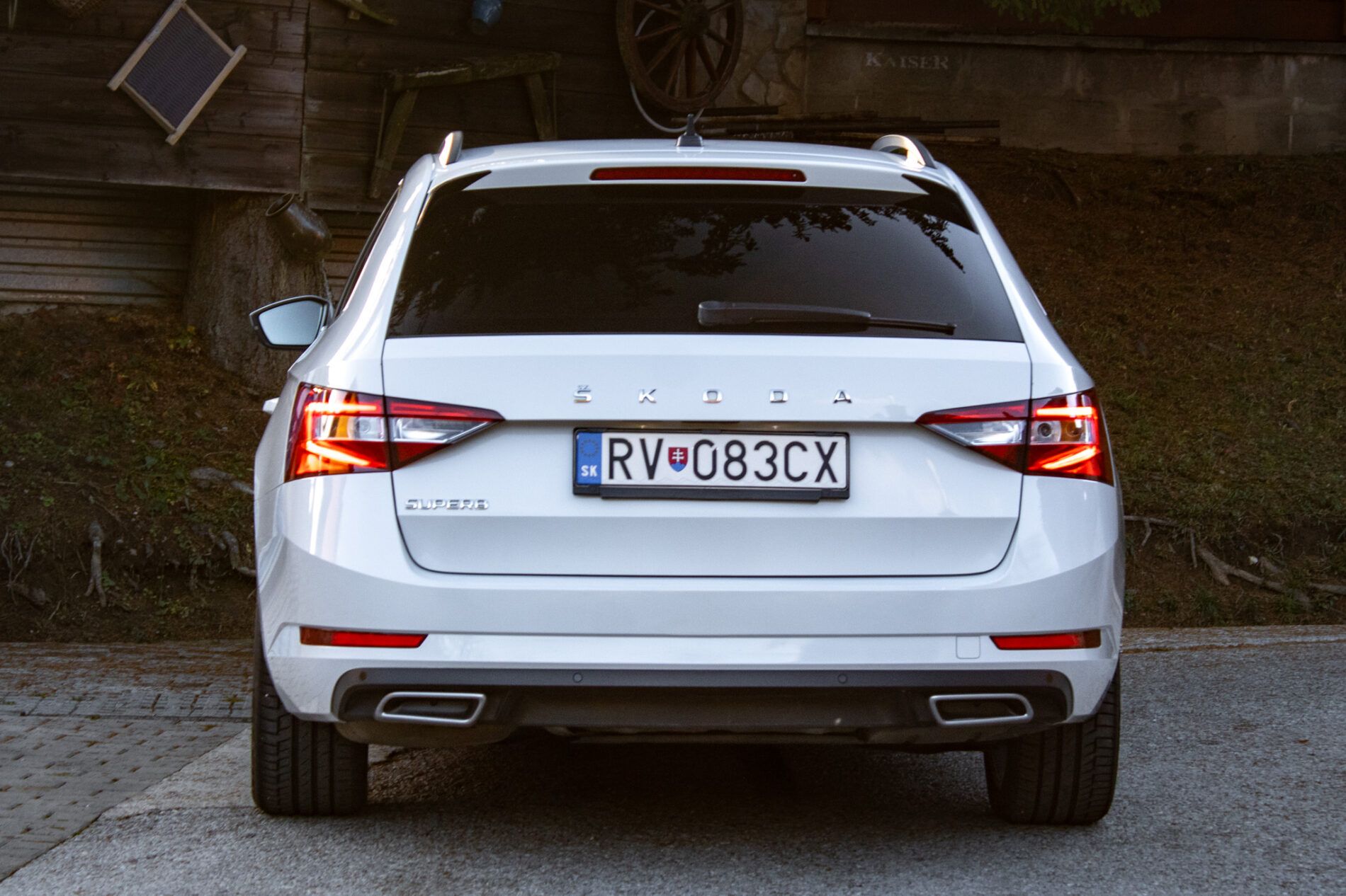 Škoda Superb - fotka 6