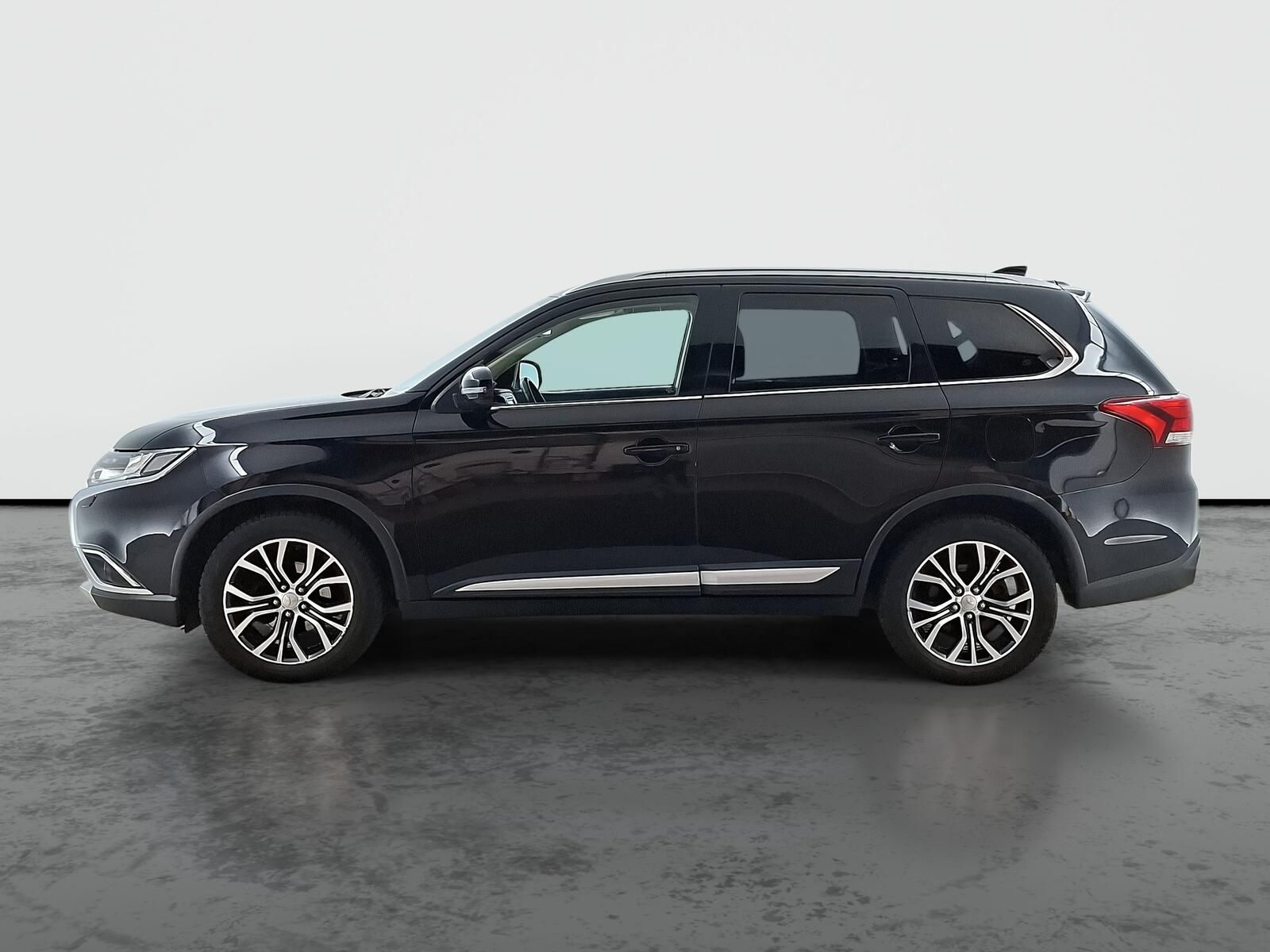 Mitsubishi Outlander, 2.2 DI-D, 4X4, Automat - fotka 3