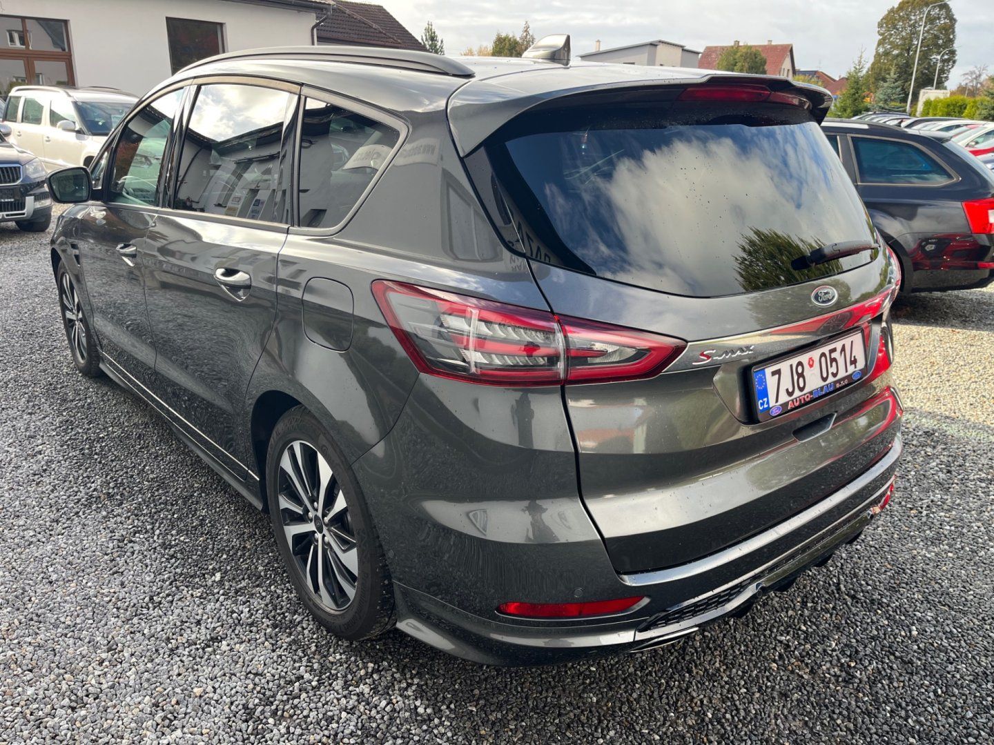 Ford S-MAX, 2.0 TDCi ST Line 140 Kw - fotka 5
