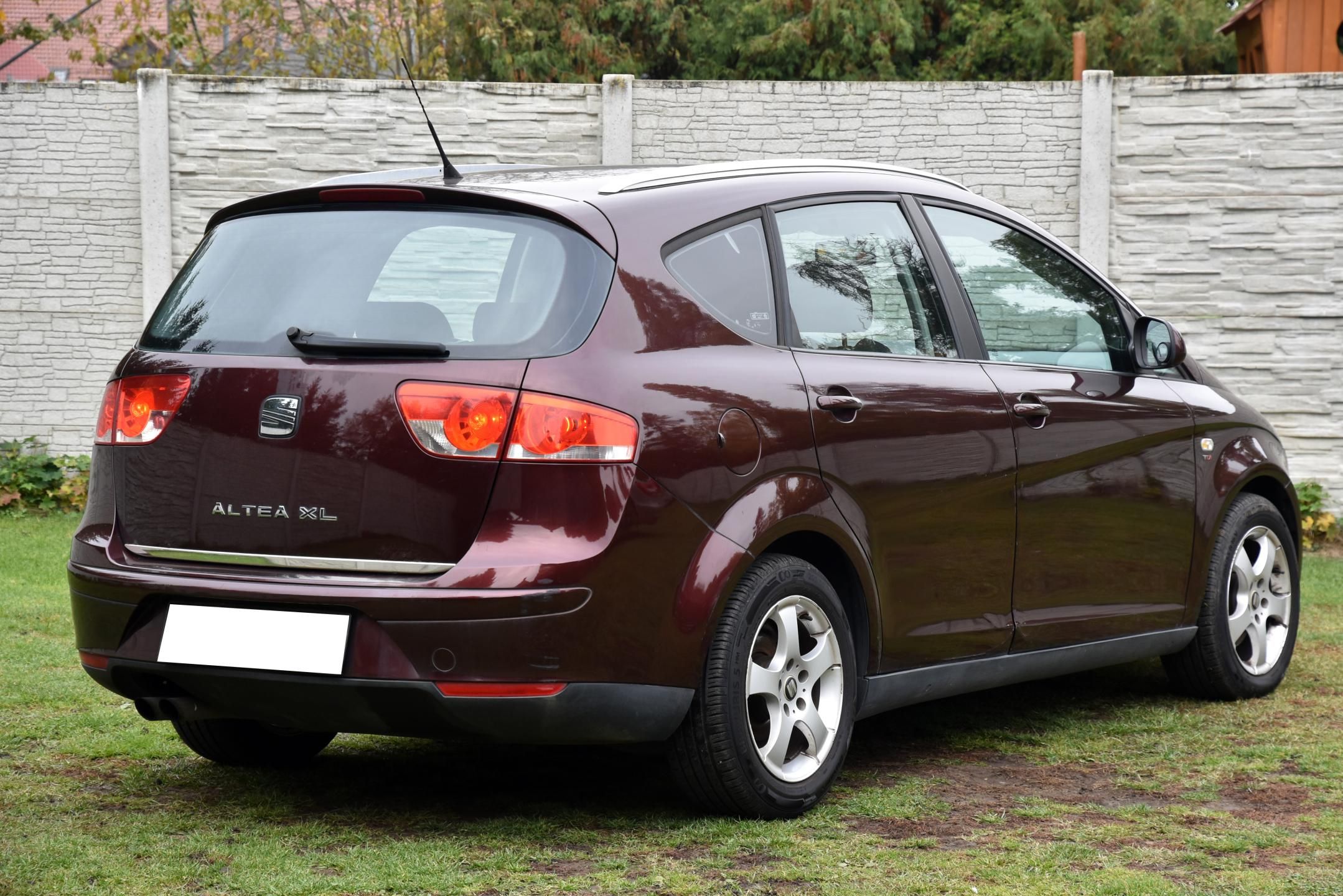 Seat Altea, XL 2.0 TDi DSG6,XENON,KLIMA,AL - fotka 3