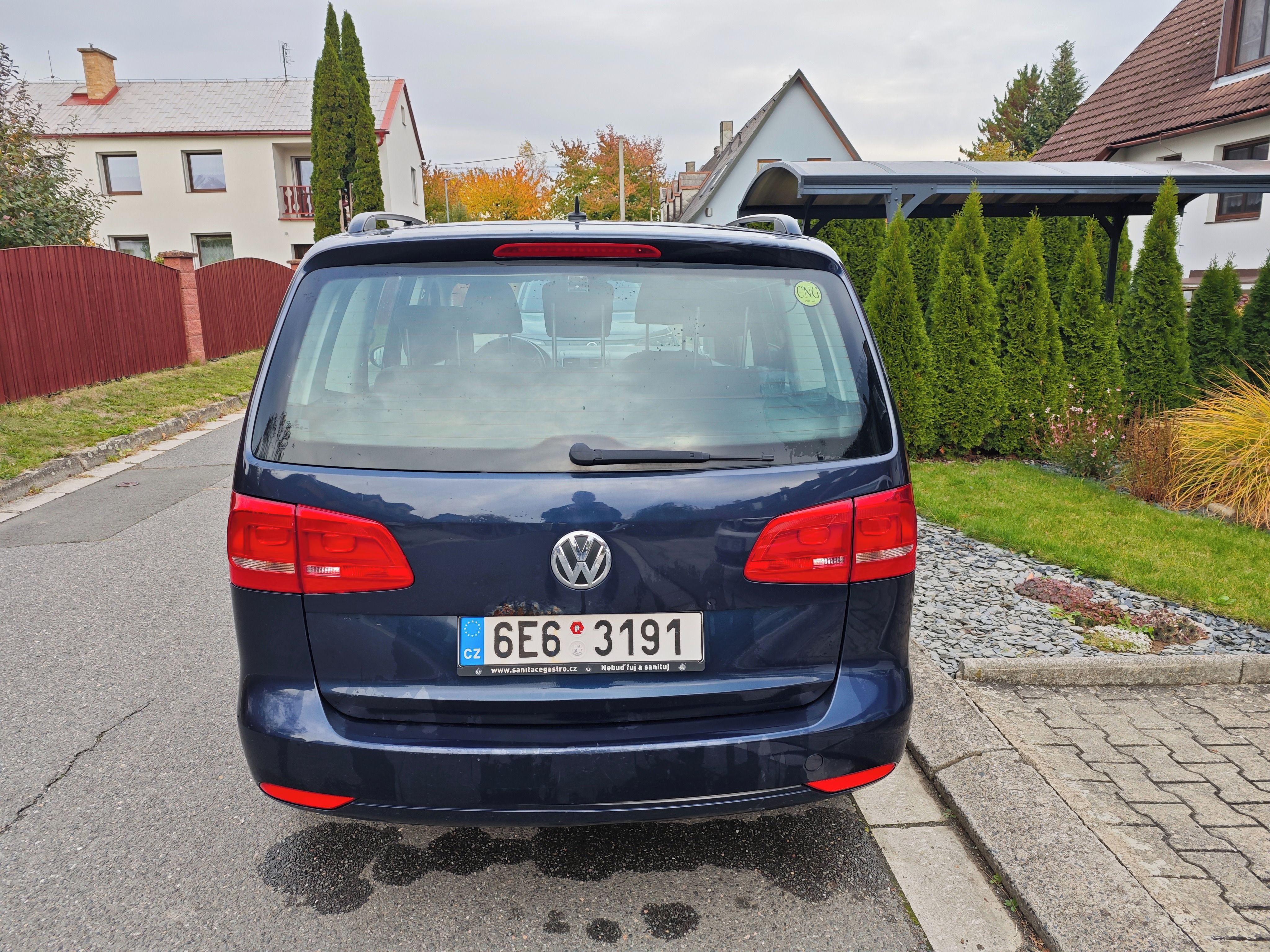 Volkswagen Touran, VW Tourane - CNG - fotka 4