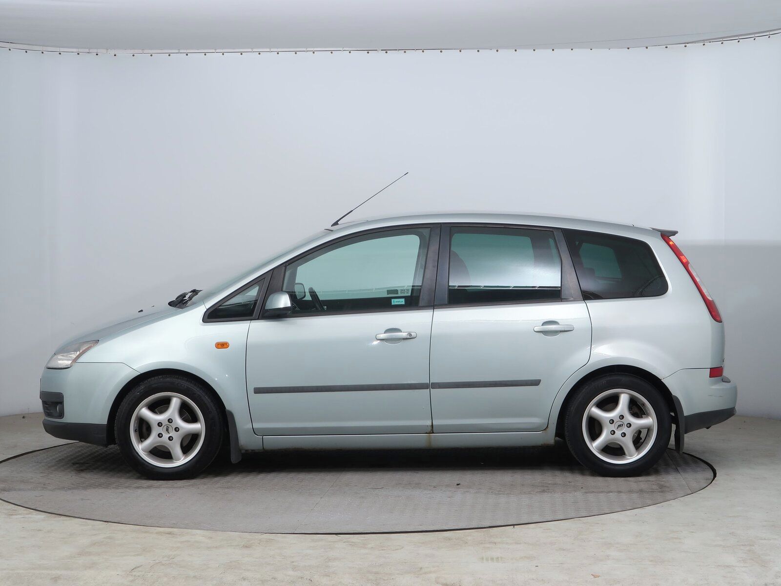 Ford C-MAX, 1.6, po STK, Automatická klima - fotka 3