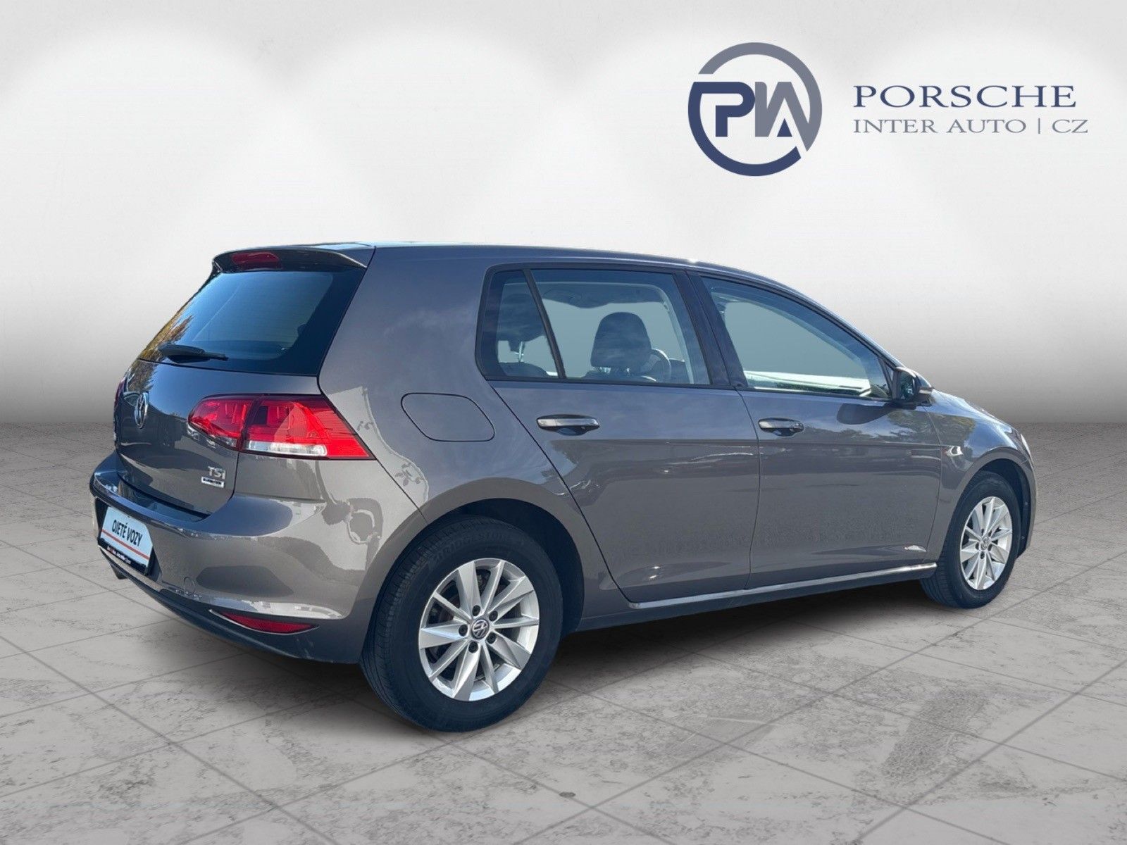 Volkswagen Golf, Comfortline  1.2 TSI  81 kW M6 - fotka 2