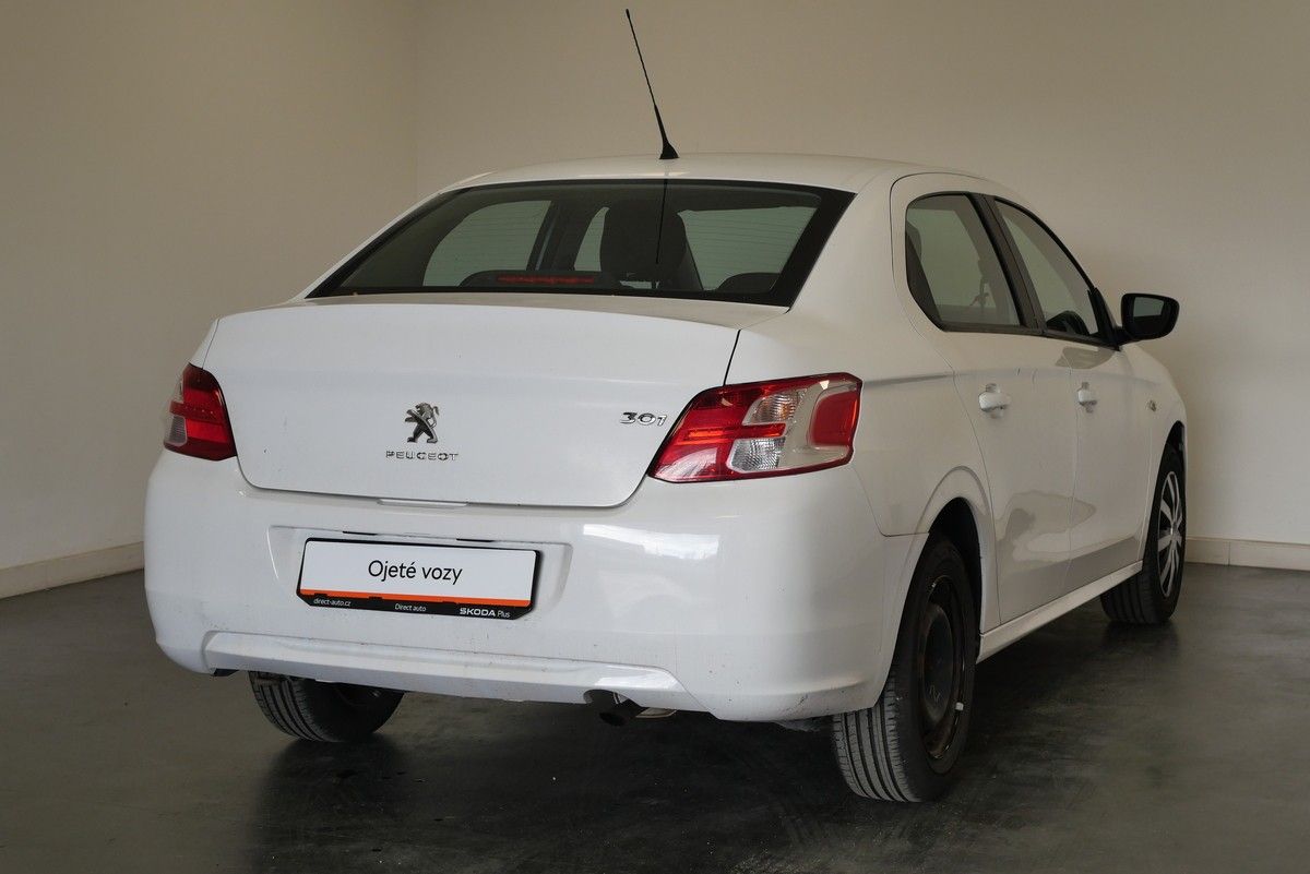 Peugeot 301, 1.2 53 kW ALLURE - fotka 2