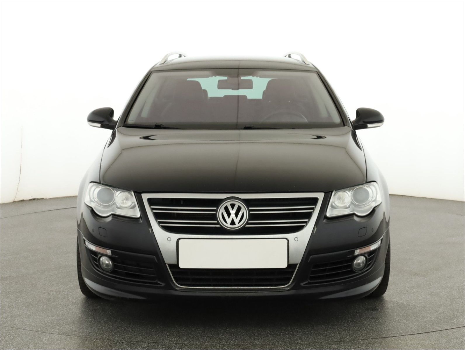 Volkswagen Passat, 2.0 TDI, Automat, po STK - fotka 2