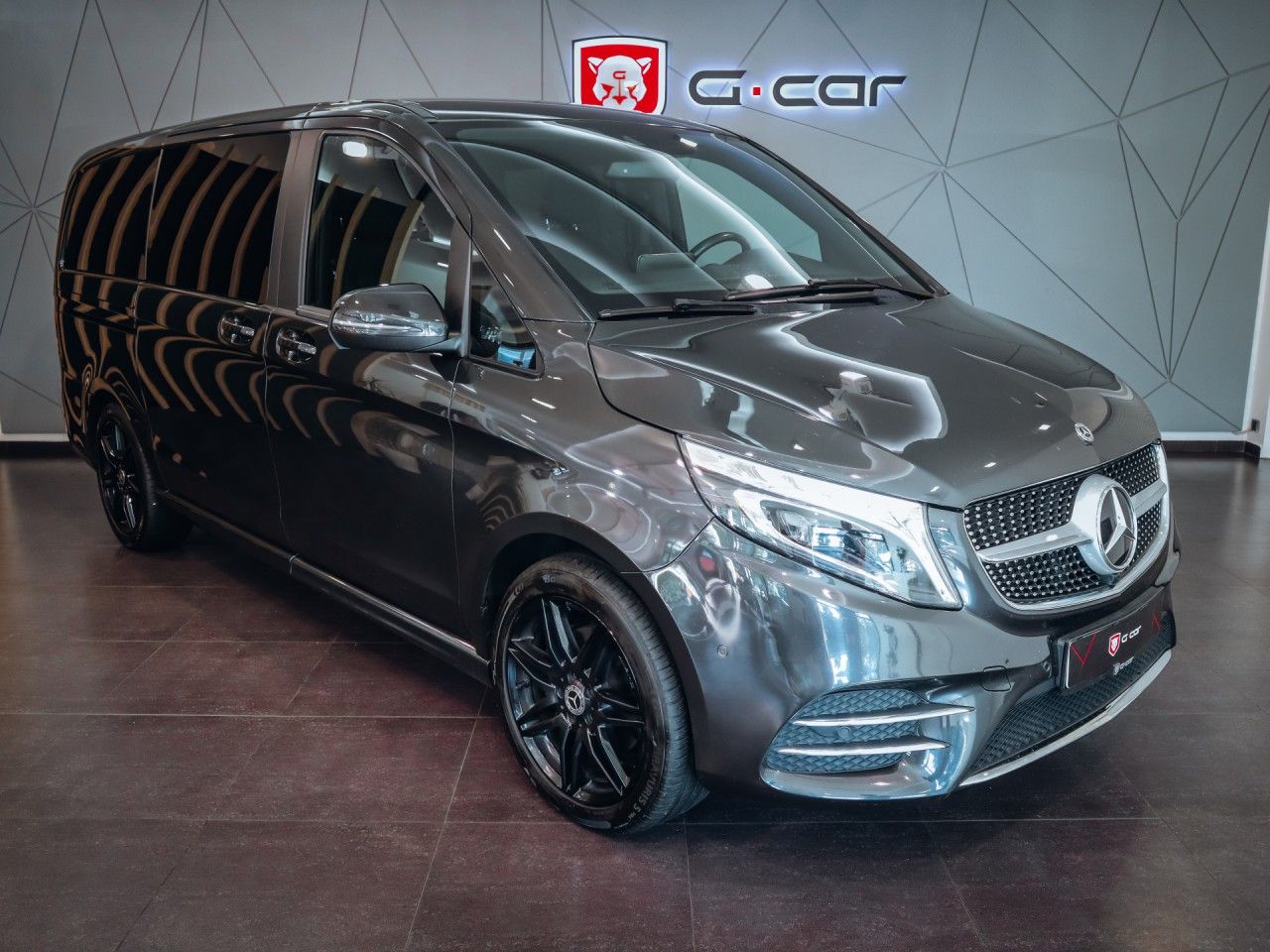 Mercedes-Benz Třídy V, V 300d AMG 4MATIC, Panorama - fotka 2