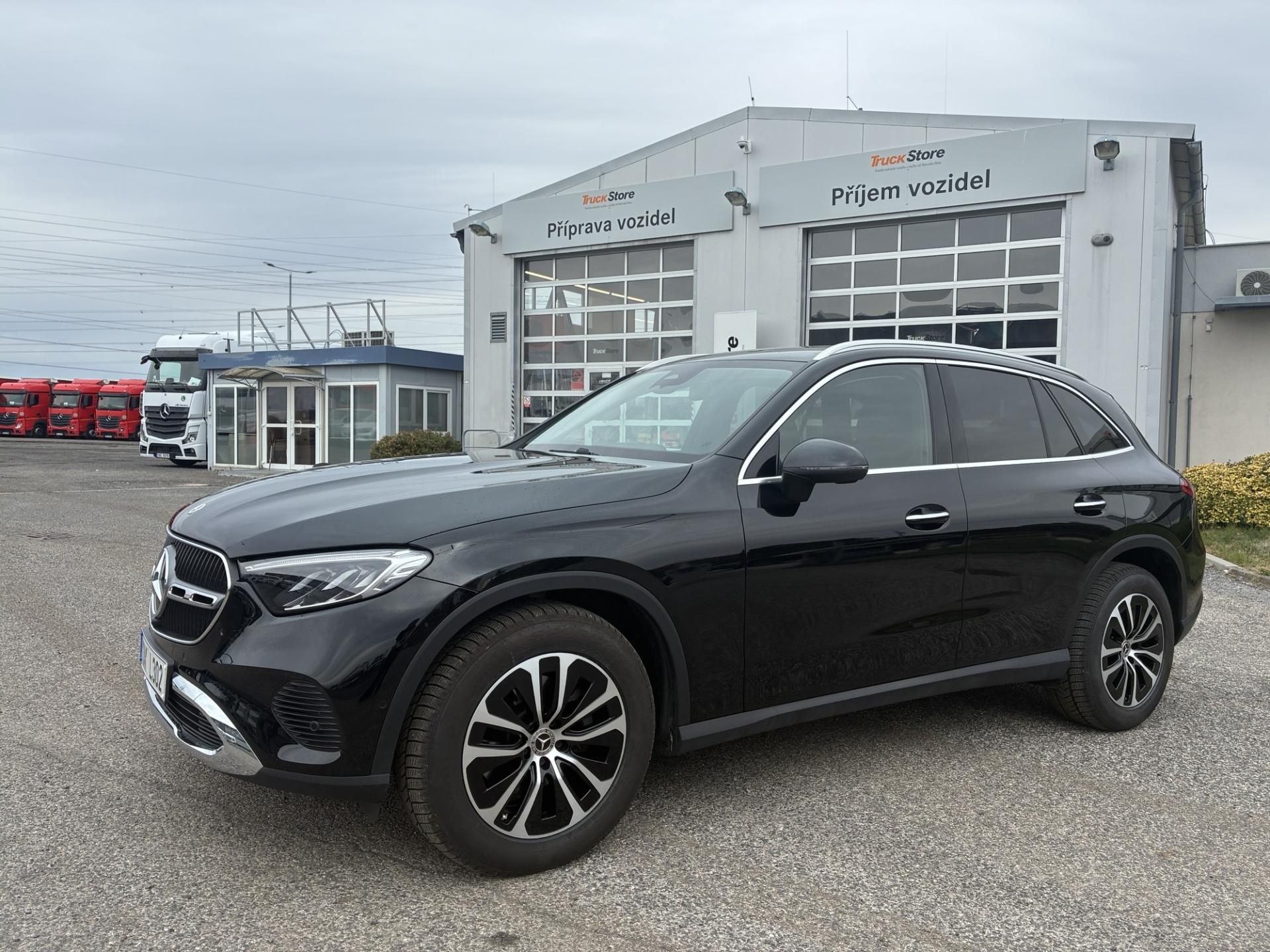 Mercedes-Benz GLC, 200d 4MATIC - fotka 2