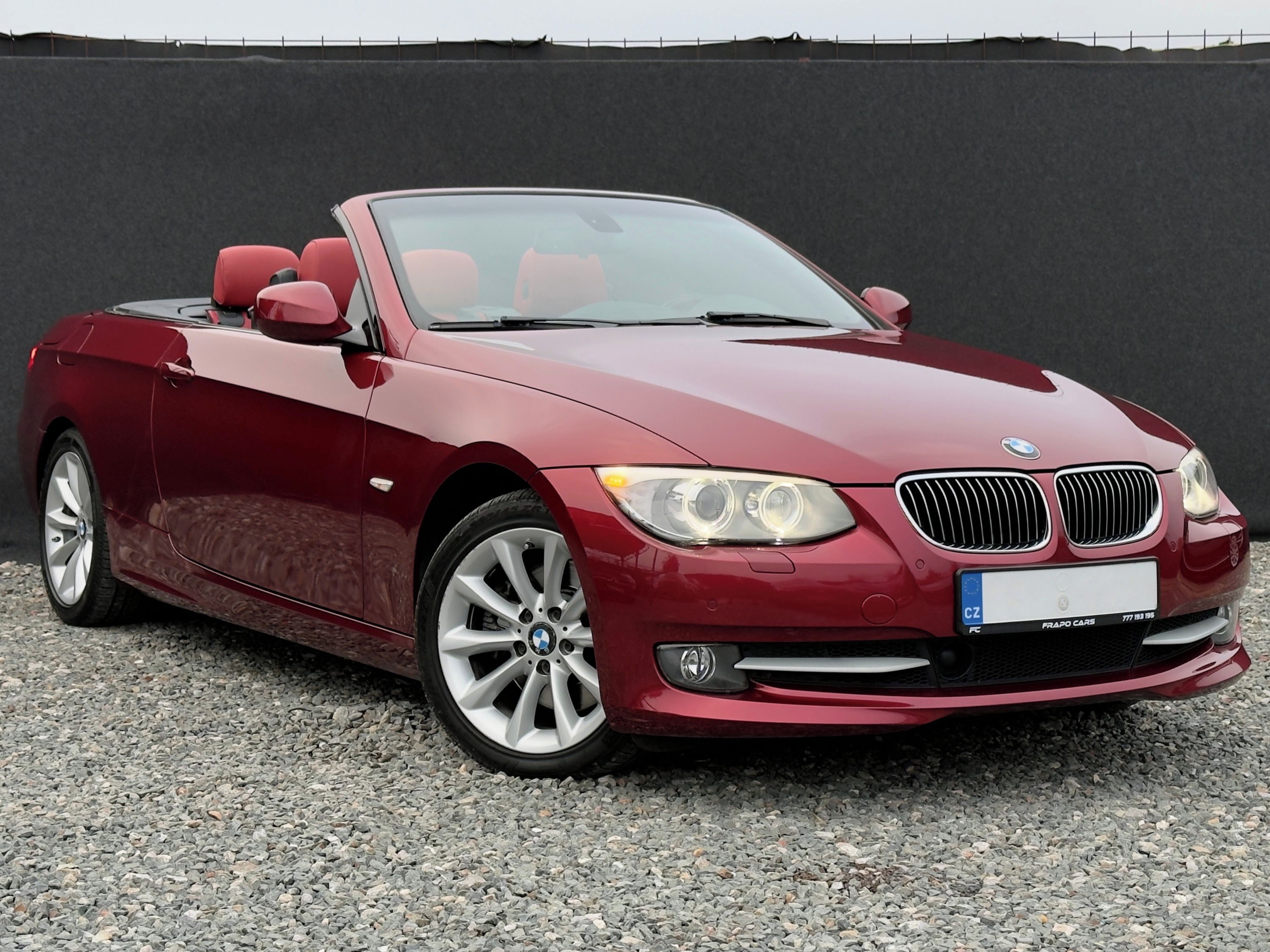 BMW Řada 3, E93 330d 180kW | sportsitze