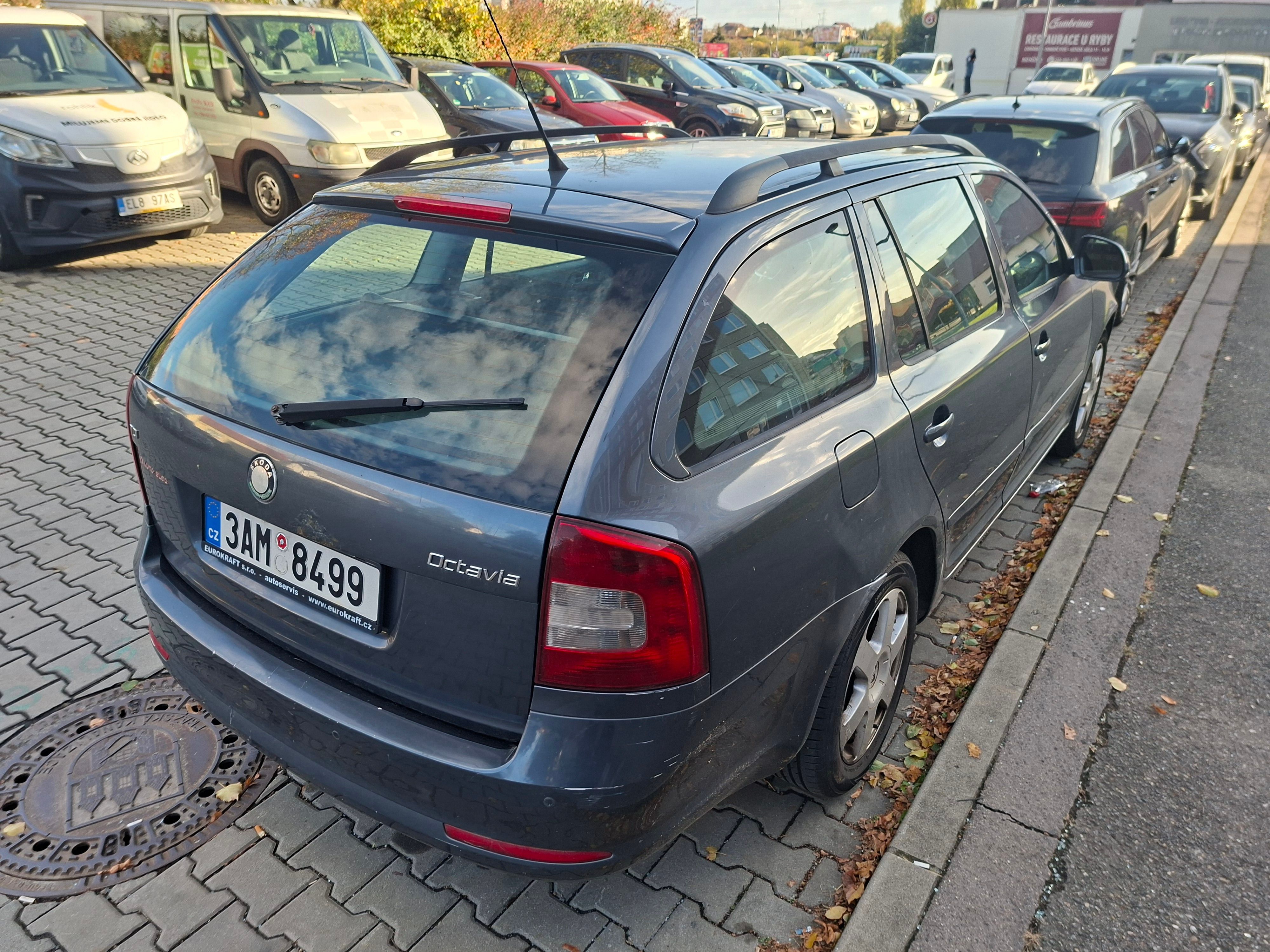Škoda Octavia, 1,9 TDI servisováno - fotka 2