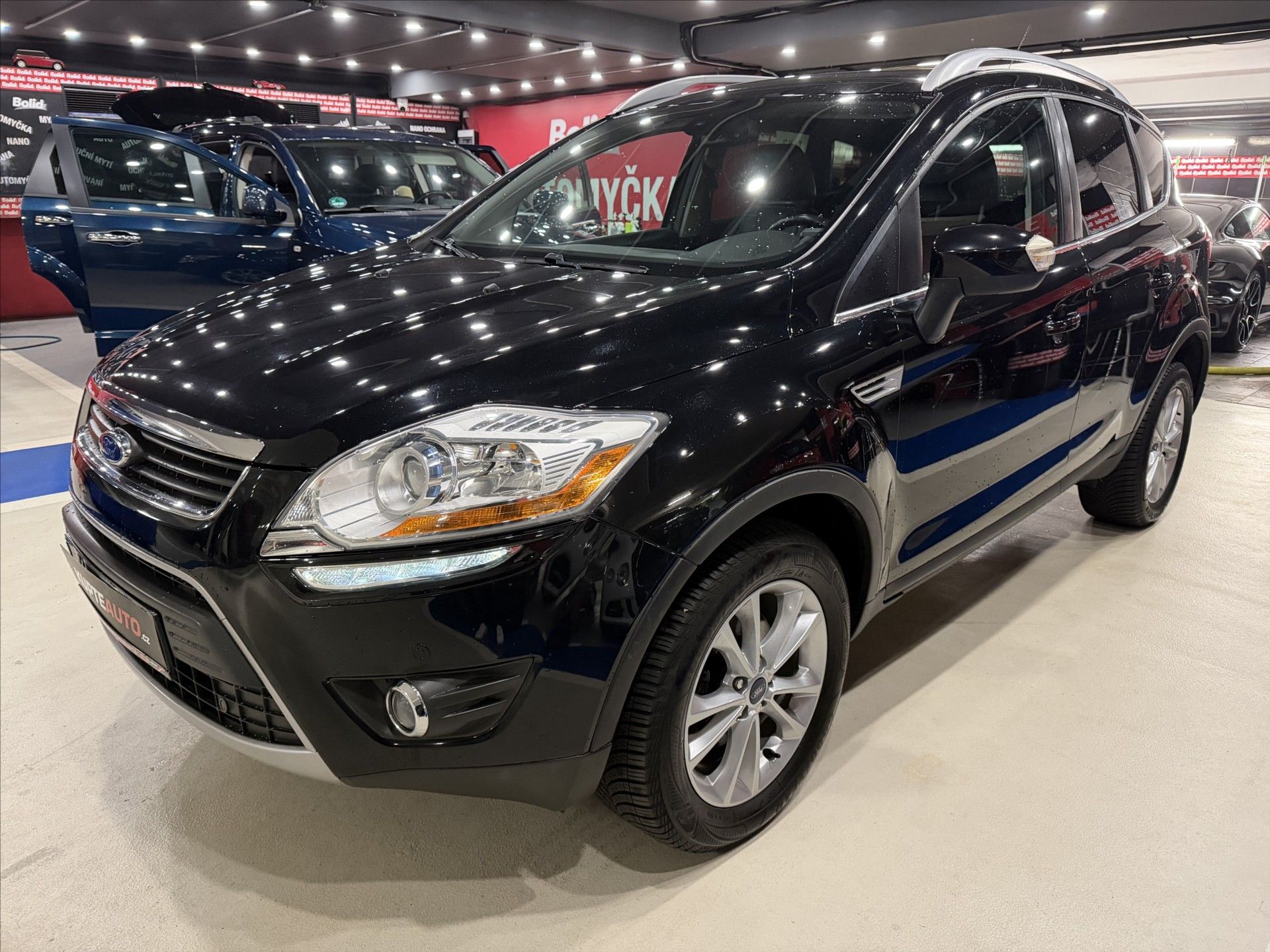 Ford Kuga, 2,0 TDCI - 4x4 FORD SERVIS !