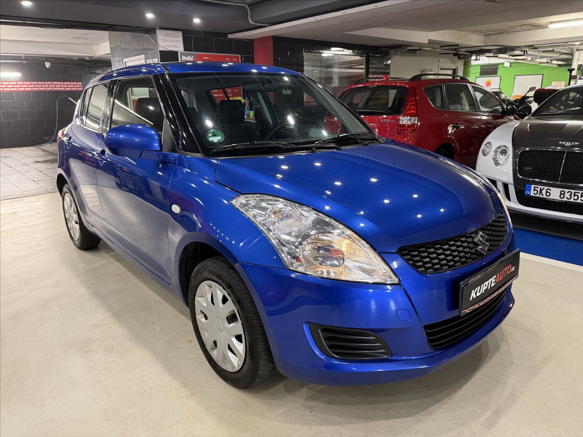 Suzuki Swift, 1,2 i - 4X4 - 80 000km !!! - fotka 2