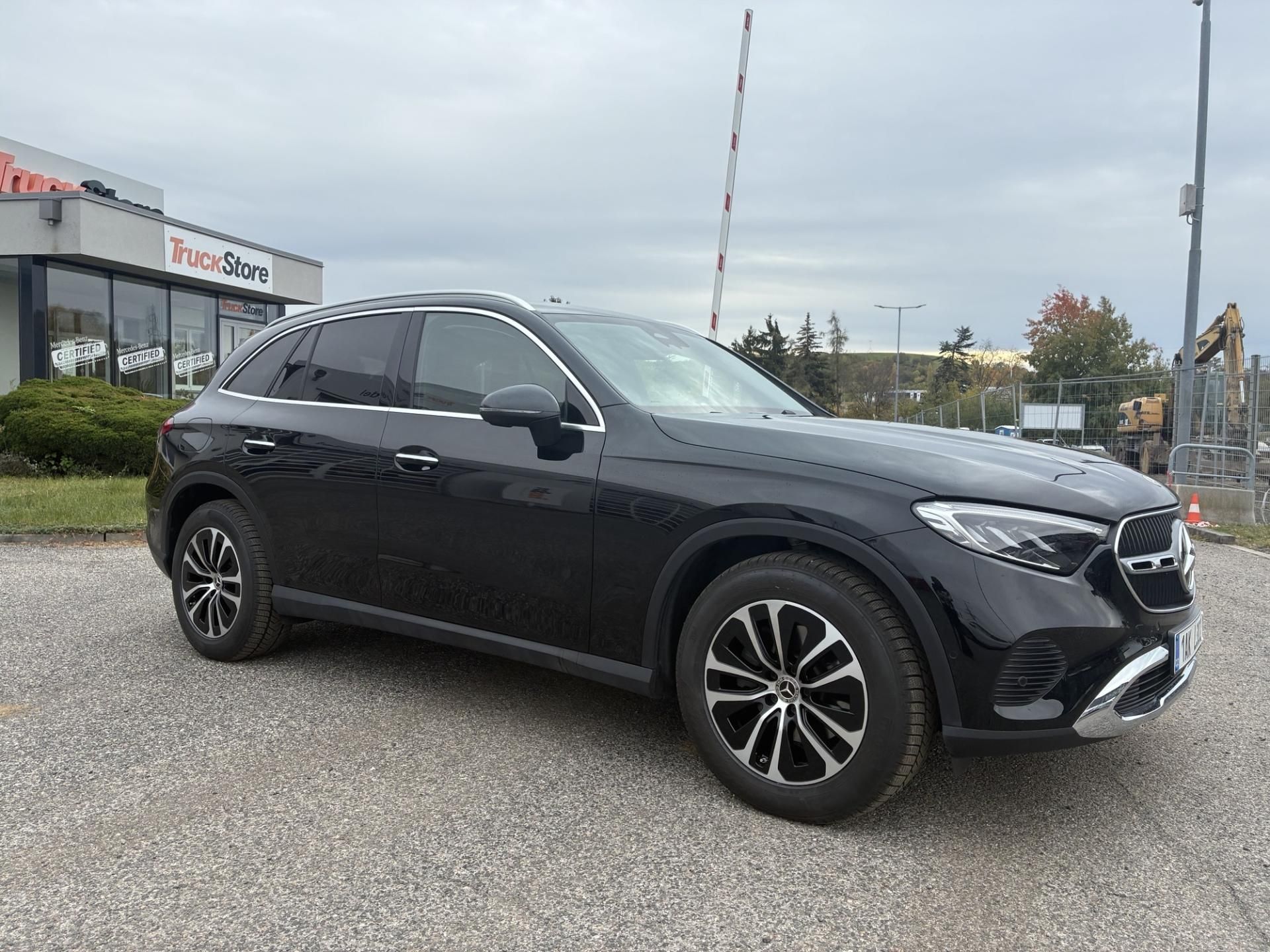 Mercedes-Benz GLC, 200d 4MATIC - fotka 3