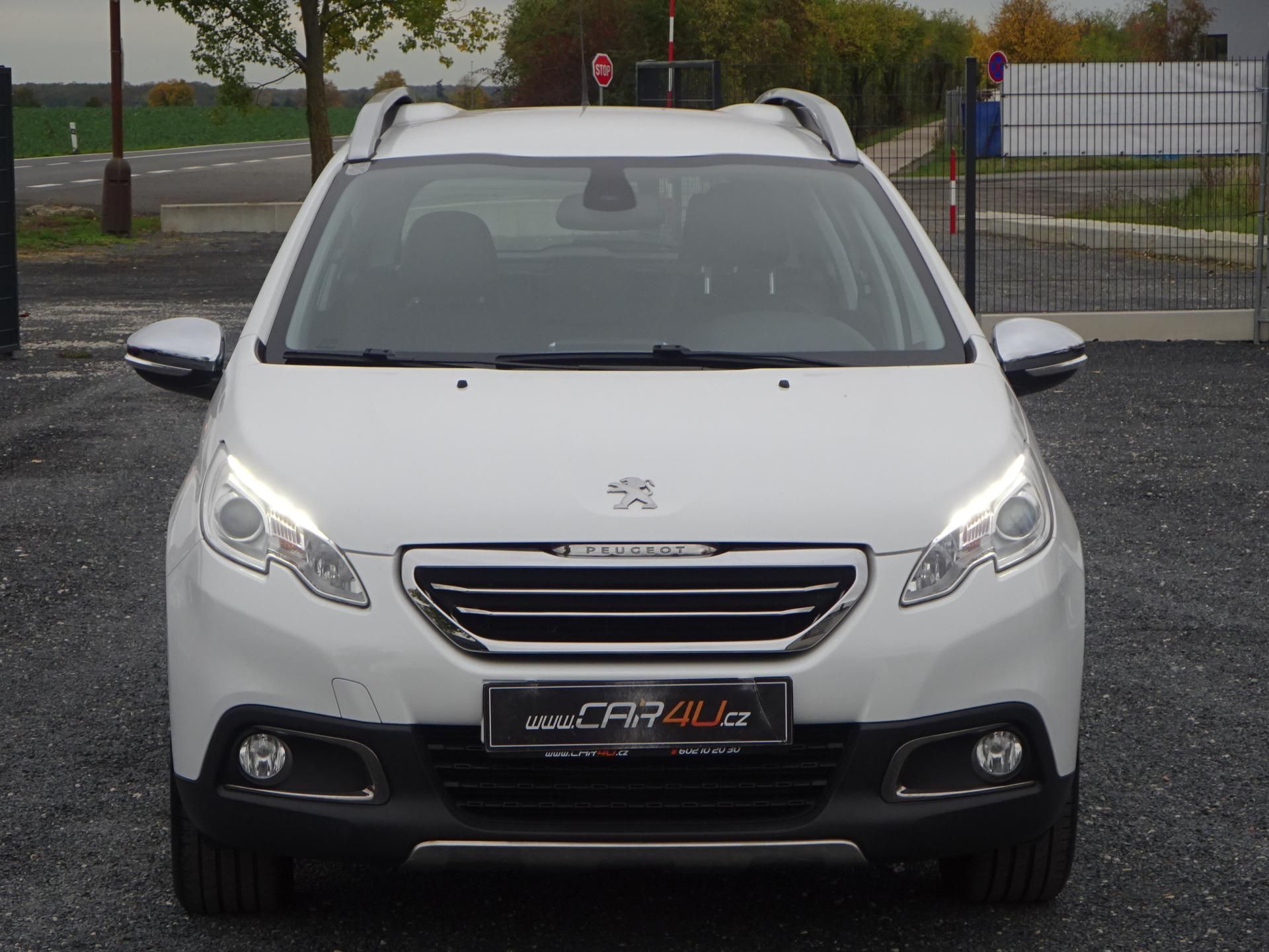 Peugeot 2008, 1.2 VTi Allure AUTOMAT SERVIS - fotka 2