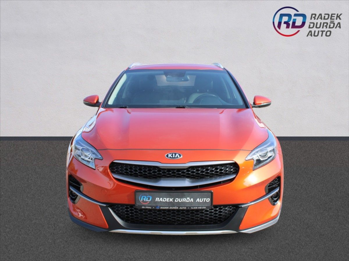 Kia XCee´d, 1,4 T-GDI  ČR,1MAJ,AUTOMAT,TOP - fotka 2