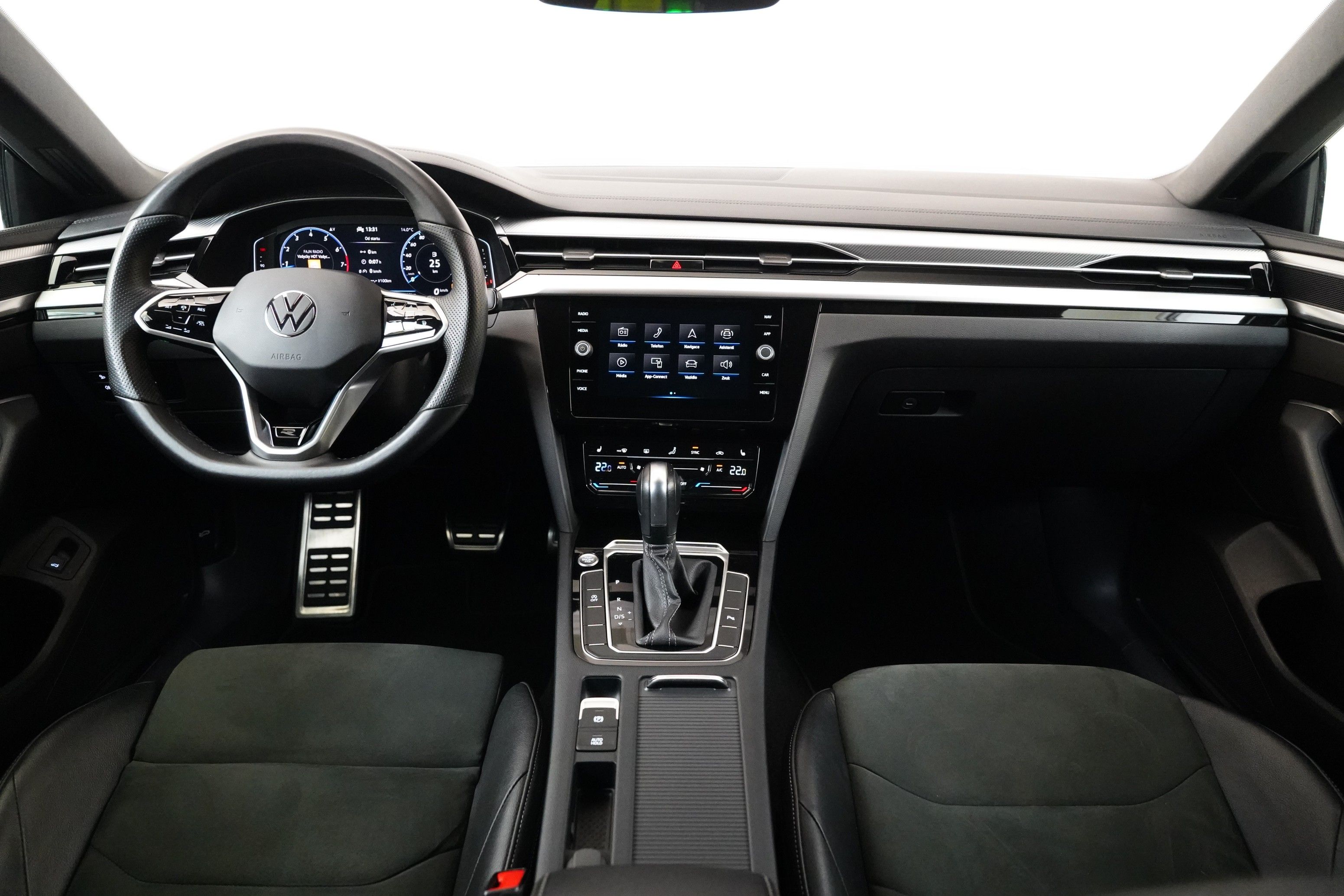 Volkswagen Arteon, 2.0 TSI 140 kW DSG R-Line - fotka 5