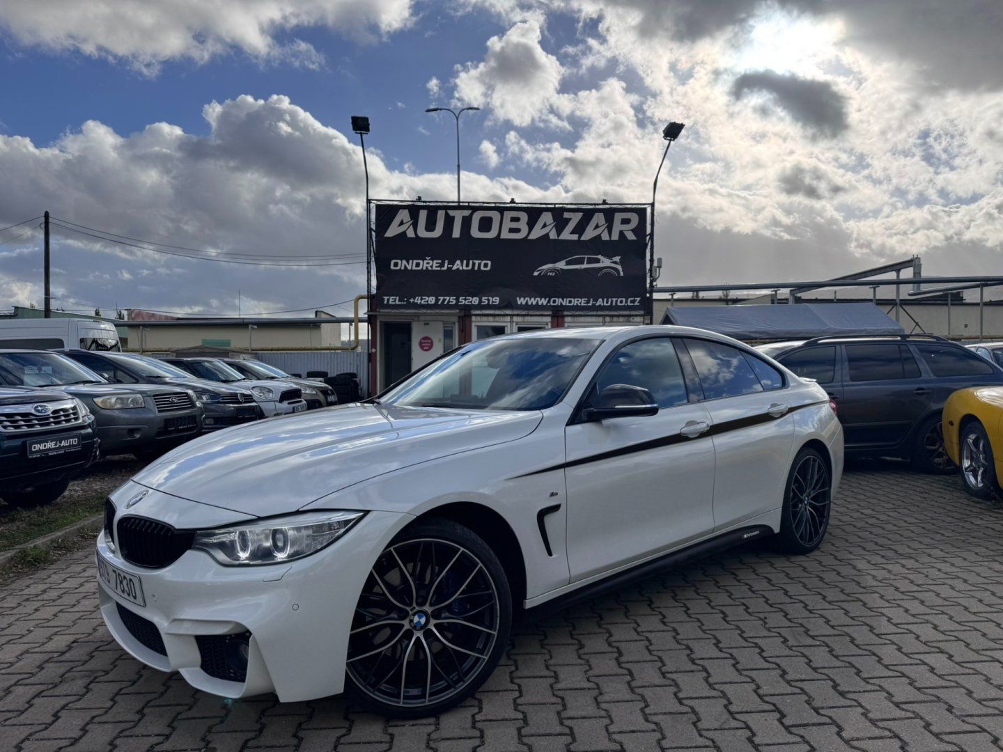 BMW Řada 4, 2,0D 135KW XDRIVE ČR MPACKET
